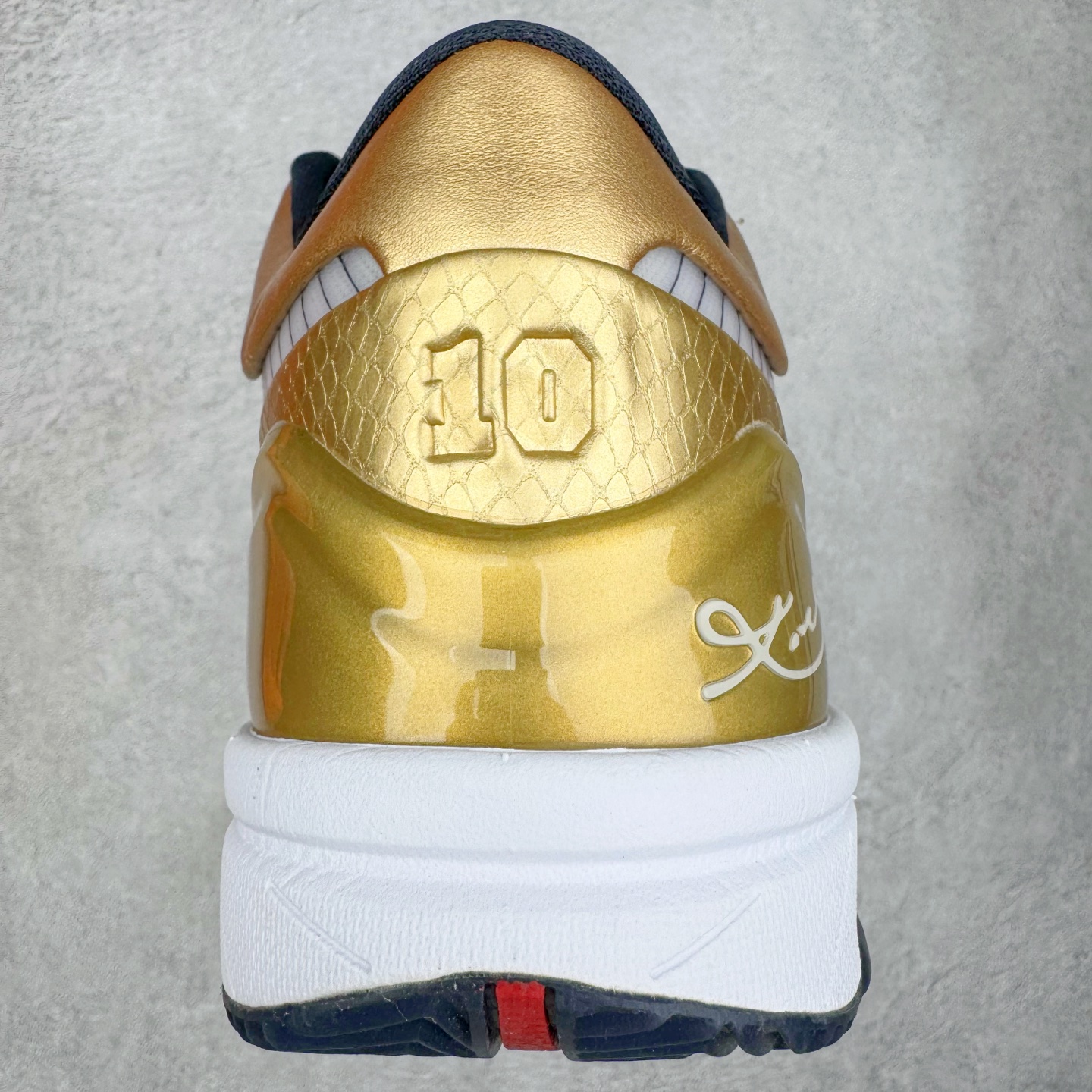 图片[8]-＃BS纯原 NK Zoom Kobe 4 科比四代 奥运会白黑金 FQ3544-100 Zoom Turbo气垫➕后掌EVA缓震 实战配置直接拉满 原楦纸板开发 鞋身流线型、后跟塑形 区分土肥圆 原档数据3D打印 鞋面细节匹配原版 全身鞋材卡料色独家定制 唯一正确喷漆 SWOOSH NK专利Flyknit飞线科技 给予鞋身足够抗扭矩力 真实底模最大48.5 实战利器 专供海外市场 尺码：40 40.5 41 42 42.5 43 44 44.5 45 46 47.5 48.5 （脚宽、脚胖 建议买大半码）-选品中心