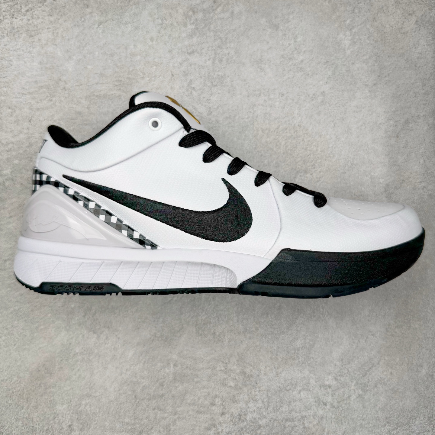 图片[7]-＃BS纯原 NK Zoom Kobe 4 科比四代 Zoom Turbo气垫➕后掌EVA缓震 实战配置直接拉满 原楦纸板开发 鞋身流线型、后跟塑形 区分土肥圆 原档数据3D打印 鞋面细节匹配原版 全身鞋材卡料色独家定制 唯一正确喷漆 SWOOSH NK专利Flyknit飞线科技 给予鞋身足够抗扭矩力 真实底模最大48.5 实战利器 专供海外市场 尺码：40 40.5 41 42 42.5 43 44 44.5 45 46 47.5 48.5 （脚宽、脚胖 建议买大半码）-选品中心