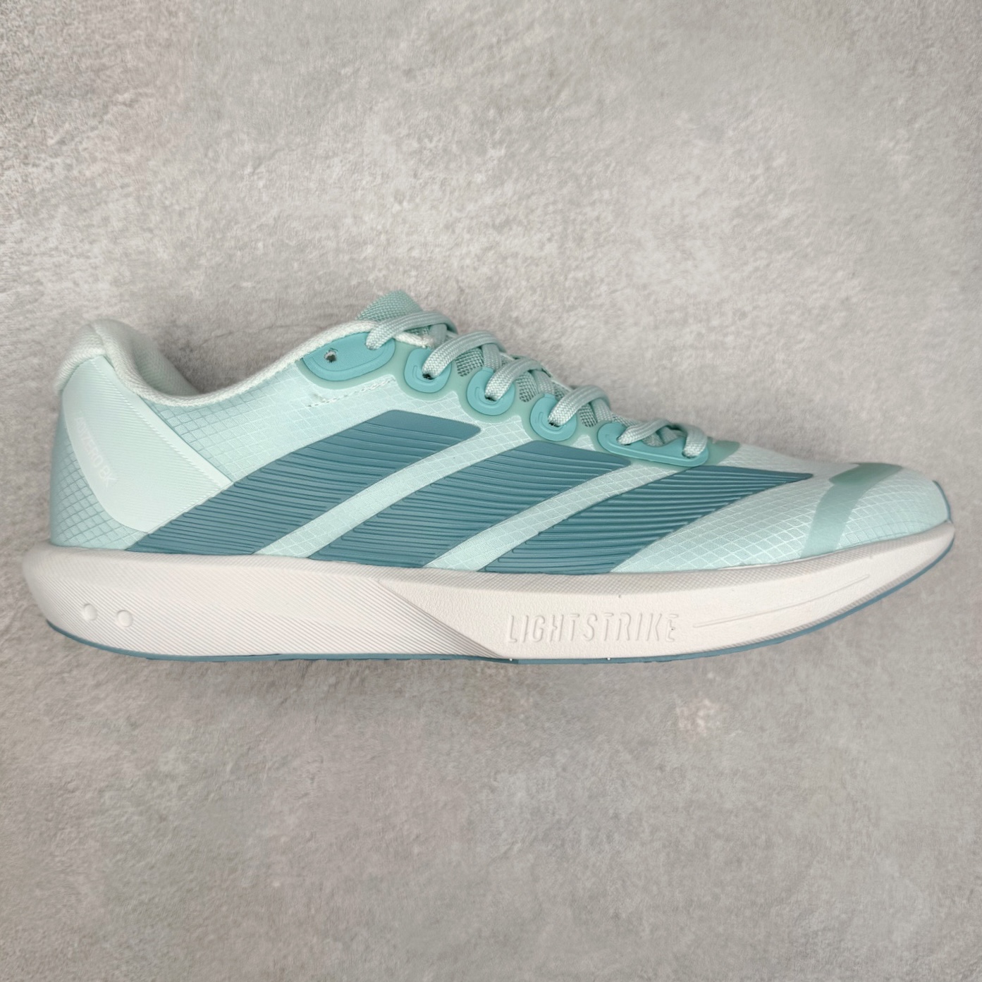 AD Adizero BK 夏季透气网眼竞速跑鞋 JP6518 融合Lightstrike和Lightstrike Pro技术 采用乙烯/乙酸乙烯酯(EVA)材质 打造舒适中底 含ENERGYROD能量碳柱 旨在为步伐添活力 尺码：36 36.5 37 38 38.5 39 40 40.5 41 42 42.5 43 44 44.5 45-选品中心