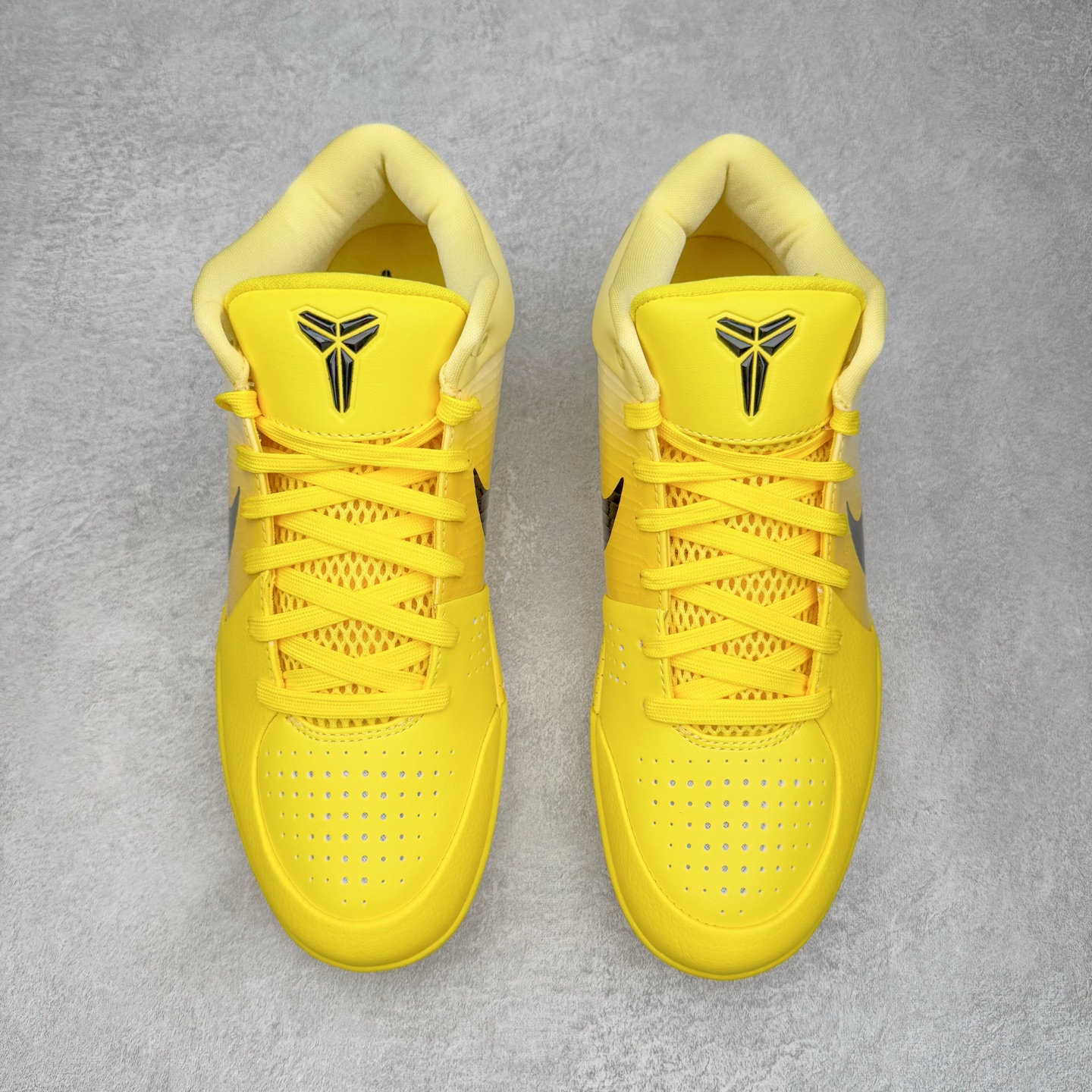 图片[2]-＃S2纯原 NK Zoom Kobe 4 科比四代 耐克高中黄色 IH0587-700 原厂高压 Zoom Turbo气垫➕后掌EVA缓震 实战配置直接拉满 原楦纸板开发 鞋身流线型、后跟塑形 区分土肥圆 原档数据3D打印 鞋面细节匹配原版 全身鞋材卡料色独家定制 唯一正确喷漆 SWOOSH NK专利Flyknit飞线科技 给予鞋身足够抗扭矩力 真实底模最大48.5 实战利器 专供海外市场 尺码：40 40.5 41 42 42.5 43 44 44.5 45 46 47.5 48.5 （脚宽、脚胖 建议买大半码）-选品中心