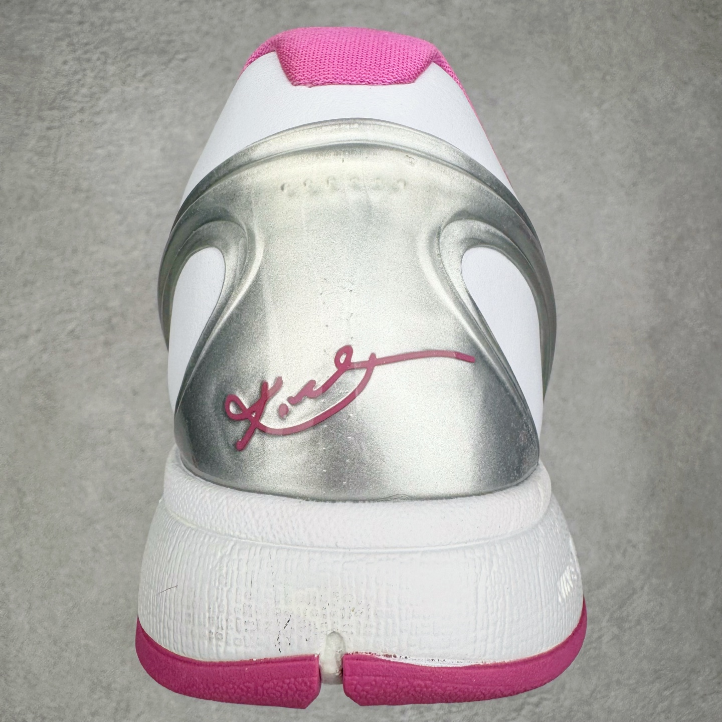 图片[8]-＃S2纯原 NK Zoom Kobe 6 Protro 科比六代新乳腺癌 DJ3596-600 原楦纸板开发 鞋身流线型、后跟塑形 区分土肥圆 Zoom Turbo气垫 后掌EVA缓震 实战配置直接拉满 原档数据3D打印 鞋面蛇鳞一颗一粒匹配原版 全身鞋材卡料色独家定制 唯一正确喷漆SWOOSH NK专利Flyknit飞线科技 给予鞋身足够抗扭矩力 真实底模最大47.5 实战利器 专供海外市场 尺码：40 40.5 41 42 42.5 43 44 44.5 45 46 47.5 48.5 （脚宽、脚胖 建议买大半码）-选品中心