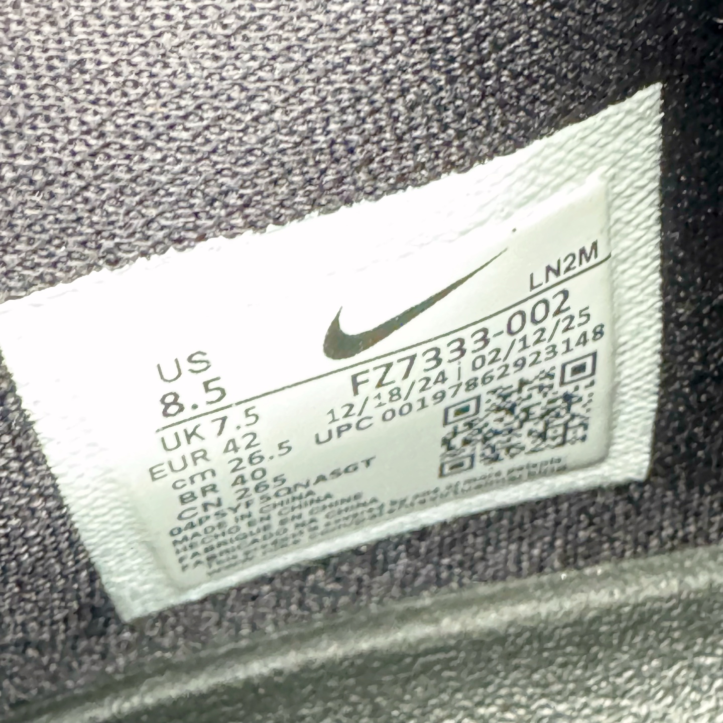 图片[11]-＃S2纯原 Nike Kobe 9 Low EM Think Pink PE 科比九代舒适减震防滑低帮篮球鞋 GIGI黑金 FZ7333-002 React科技鞋垫加持 实战配置直接拉满 原楦纸板开发 鞋身流线型、后跟塑形 区分土肥圆 原厂针织鞋面一针一线匹配原版 全身鞋材卡料色独家定制 唯一万针立体刺绣SWOOSH 真实底模最大48.5 实战利器 专供海外市场 尺码：40 40.5 41 42 42.5 43 44 44.5 45 46 47.5 48.5 （脚宽、脚胖 建议买大半码）-选品中心