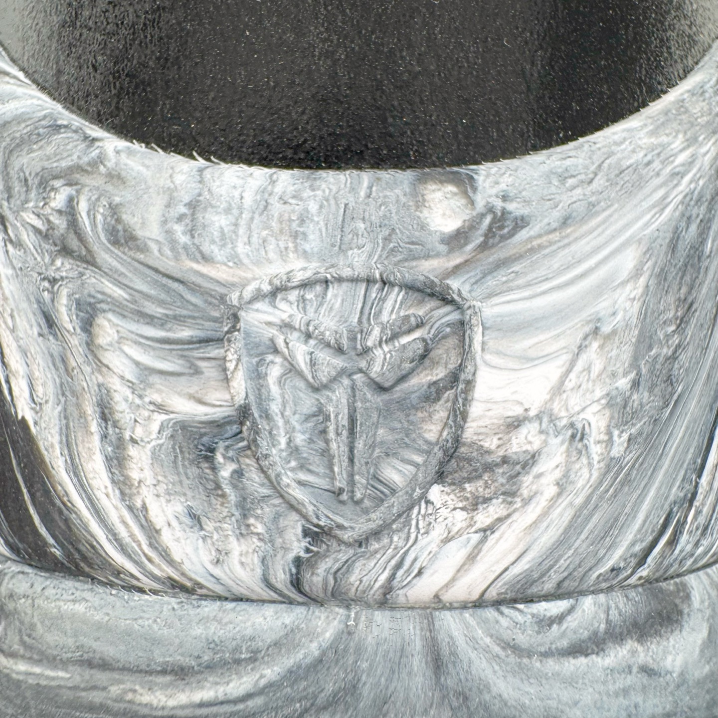 图片[14]-＃S2纯原 Nike Kobe 9 Low EM Think Pink PE 科比九代舒适减震防滑低帮篮球鞋 GIGI黑金 FZ7333-002 React科技鞋垫加持 实战配置直接拉满 原楦纸板开发 鞋身流线型、后跟塑形 区分土肥圆 原厂针织鞋面一针一线匹配原版 全身鞋材卡料色独家定制 唯一万针立体刺绣SWOOSH 真实底模最大48.5 实战利器 专供海外市场 尺码：40 40.5 41 42 42.5 43 44 44.5 45 46 47.5 48.5 （脚宽、脚胖 建议买大半码）-选品中心