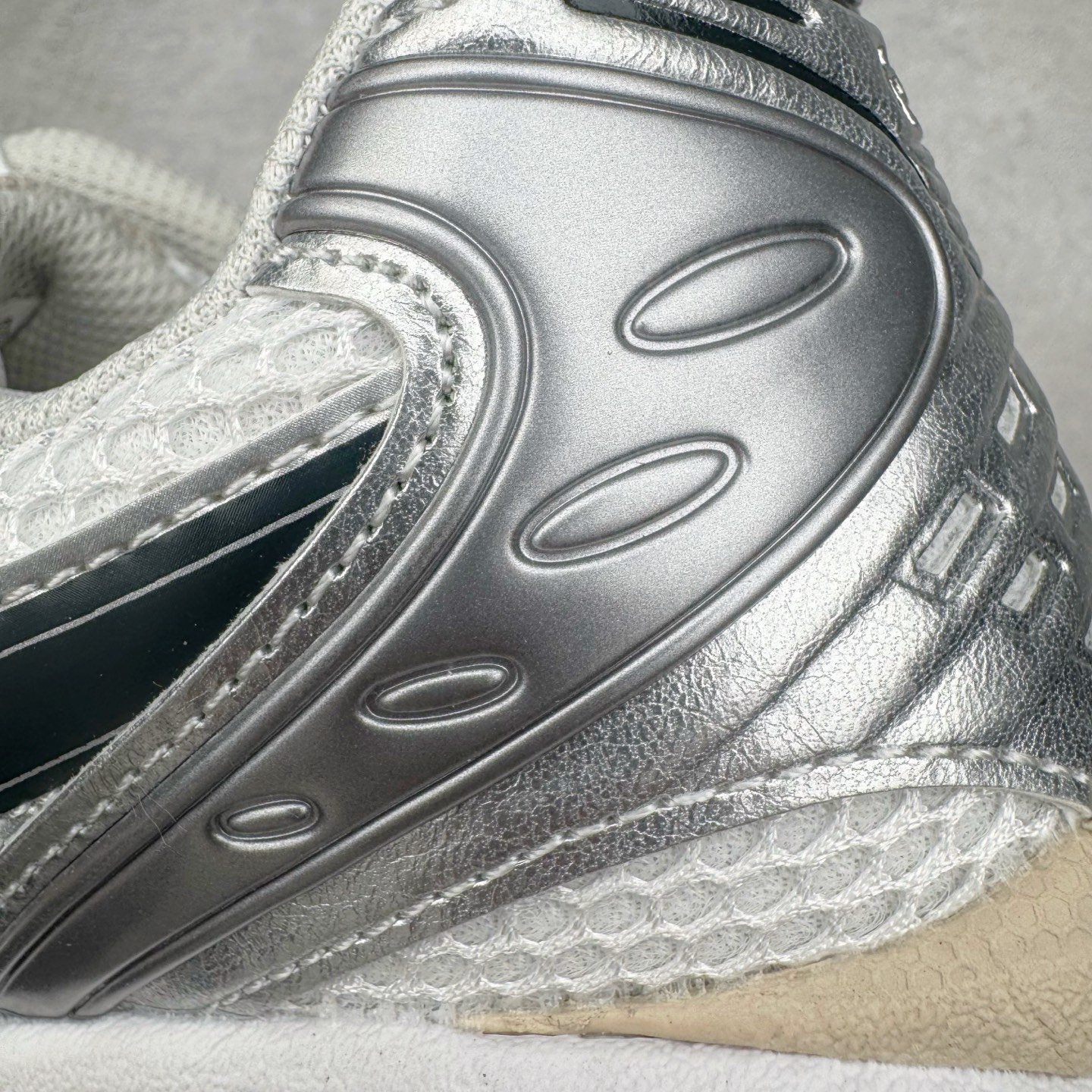 图片[12]-＃ZC总裁 Asics Gel-Kayano K14 亚瑟士系列复古舒适织物合成革减震防滑耐磨低帮休闲跑步鞋 市场顶级版本 原装纸板楦头开发 独家私模五层组合大底 原厂定制缓震硅胶加持 原盒原配 官方四联吊牌 一比一同步原鞋工艺和用料 鞋面原厂“三明治”多层网布 区别其他同价版本 鞋垫采用原厂OrthoLite欧索莱材质 非普通海玻璃鞋垫 后跟一样采用了GEL缓震胶 整体系列设计非常的科技感 锻炼跑步的同时让你一样时尚百搭 尺码：36 37 37.5 38 39 39.5 40 40.5 41.5 42 42.5 43.5 44 44.5 45 46-选品中心