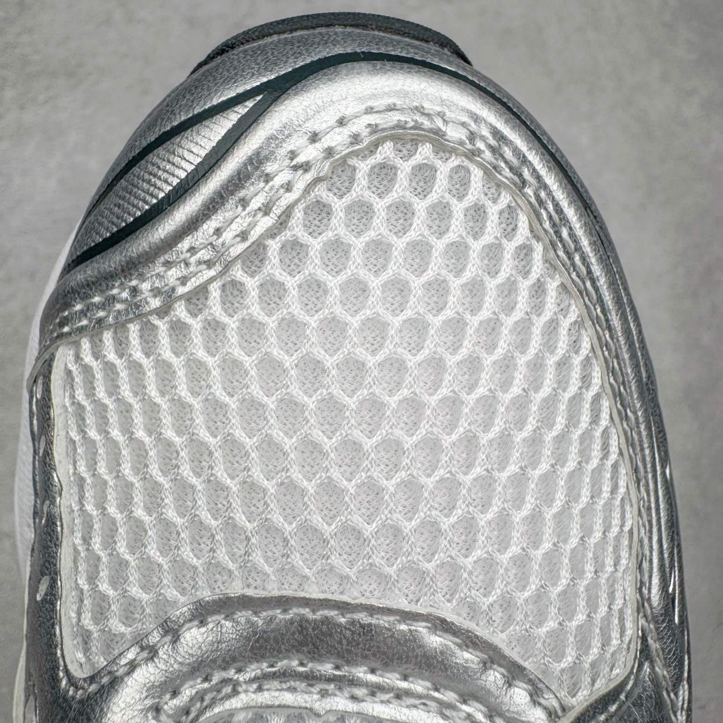 图片[16]-＃ZC总裁 Asics Gel-Kayano K14 亚瑟士系列复古舒适织物合成革减震防滑耐磨低帮休闲跑步鞋 市场顶级版本 原装纸板楦头开发 独家私模五层组合大底 原厂定制缓震硅胶加持 原盒原配 官方四联吊牌 一比一同步原鞋工艺和用料 鞋面原厂“三明治”多层网布 区别其他同价版本 鞋垫采用原厂OrthoLite欧索莱材质 非普通海玻璃鞋垫 后跟一样采用了GEL缓震胶 整体系列设计非常的科技感 锻炼跑步的同时让你一样时尚百搭 尺码：36 37 37.5 38 39 39.5 40 40.5 41.5 42 42.5 43.5 44 44.5 45 46-选品中心