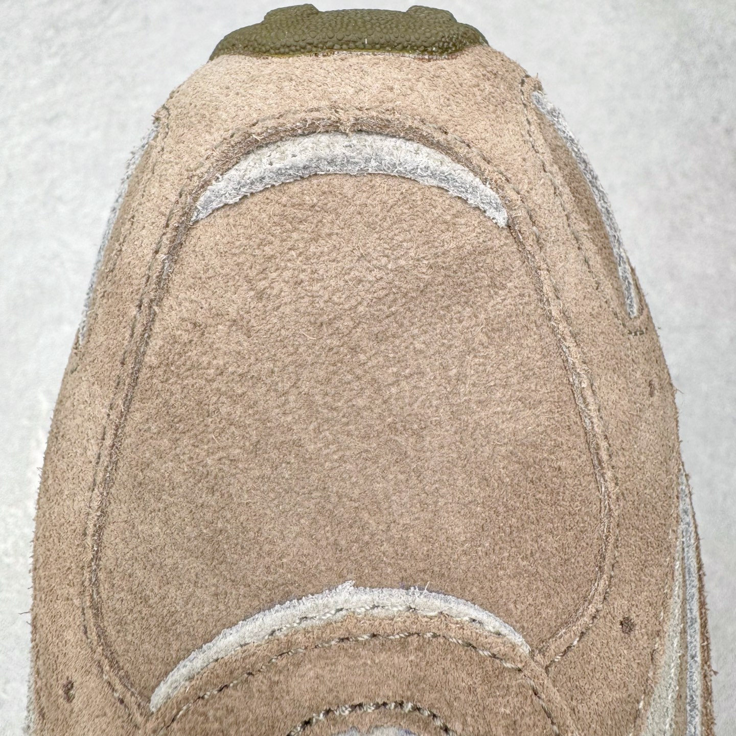 图片[15]-＃M纯原 New Balance U204LMMA NB新百伦新款舒适百搭耐磨轻便低帮生活休闲鞋 男女同款 原档数据独立私模大底 唯一正确三层组合大底 特高弹切片加持 百分百还原原鞋脚感 NB市场最强产物 防伪原标全套原楦原纸板原厂数据开发 全鞋电脑针车加持 原厂网布 原装进口头层翻毛皮料正确绒感卡色 正确中底拉帮中底网布细节 匠心打造 耗时两个月开发完成 工艺极其复杂难度可想而知 高端零售专供产物 尺码：36 37 37.5 38 38.5 39.5 40 40.5 41.5 42 42.5 43 44 44.5 45 45.5 46.5 47-选品中心