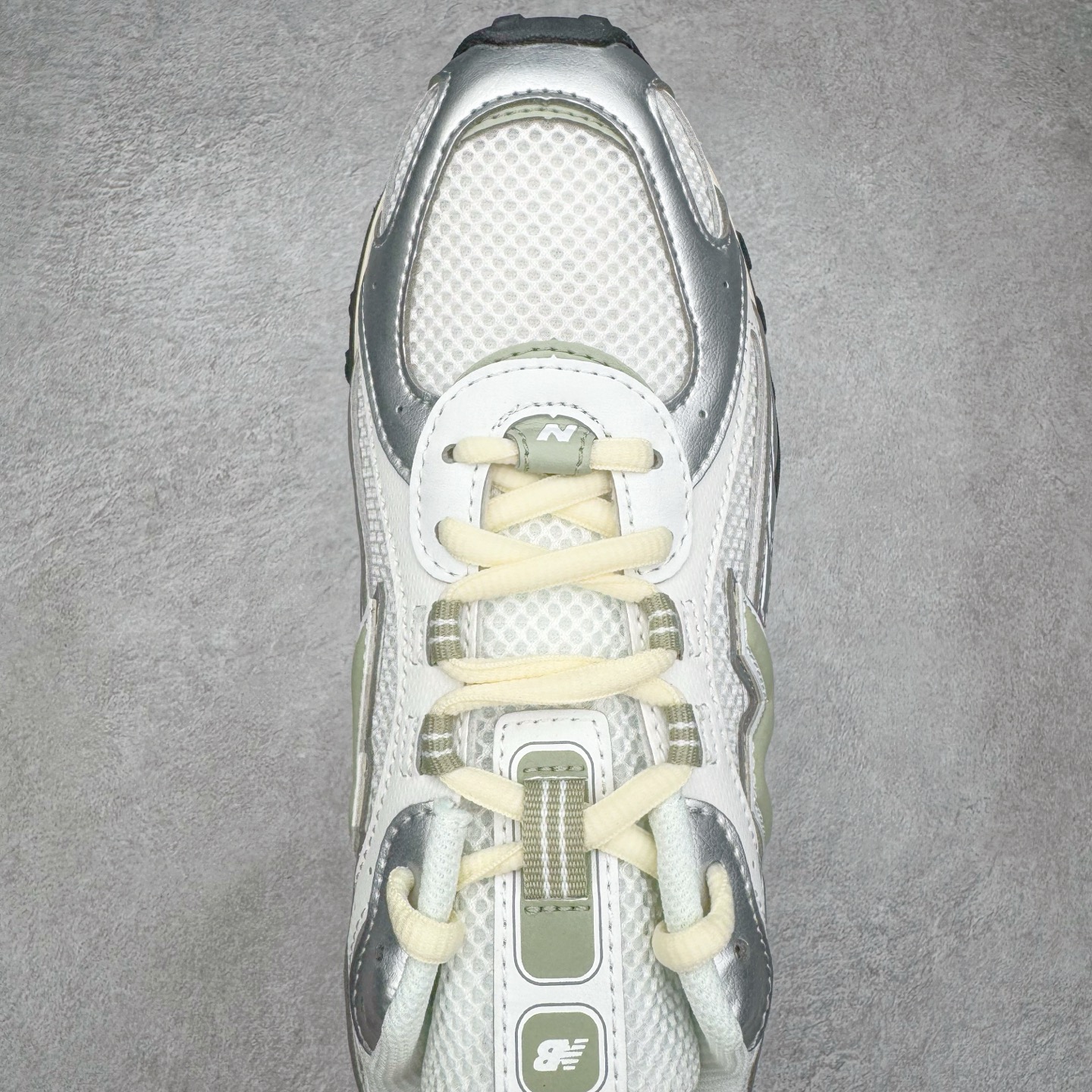 图片[4]-＃M纯原 New Balance U204LSWB NB新百伦新款舒适百搭耐磨轻便低帮生活休闲鞋 男女同款 原档数据独立私模大底 唯一正确三层组合大底 特高弹切片加持 百分百还原原鞋脚感 NB市场最强产物 防伪原标全套原楦原纸板原厂数据开发 全鞋电脑针车加持 原厂网布 原装进口头层翻毛皮料正确绒感卡色 正确中底拉帮中底网布细节 匠心打造 耗时两个月开发完成 工艺极其复杂难度可想而知 高端零售专供产物 尺码：36 37 37.5 38 38.5 39.5 40 40.5 41.5 42 42.5 43 44 44.5 45 45.5 46.5 47-选品中心