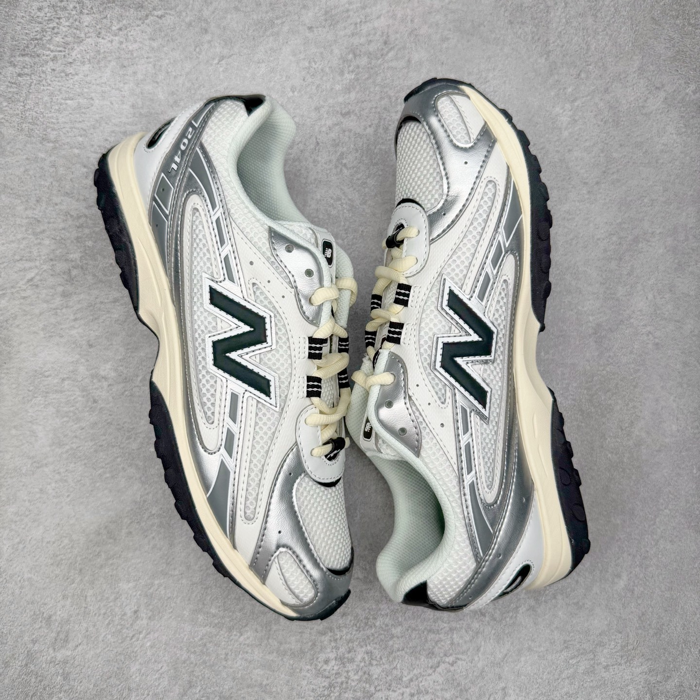 图片[3]-＃M纯原 New Balance U204LSWD NB新百伦新款舒适百搭耐磨轻便低帮生活休闲鞋 男女同款 原档数据独立私模大底 唯一正确三层组合大底 特高弹切片加持 百分百还原原鞋脚感 NB市场最强产物 防伪原标全套原楦原纸板原厂数据开发 全鞋电脑针车加持 原厂网布 原装进口头层翻毛皮料正确绒感卡色 正确中底拉帮中底网布细节 匠心打造 耗时两个月开发完成 工艺极其复杂难度可想而知 高端零售专供产物 尺码：36 37 37.5 38 38.5 39.5 40 40.5 41.5 42 42.5 43 44 44.5 45 45.5 46.5 47-选品中心