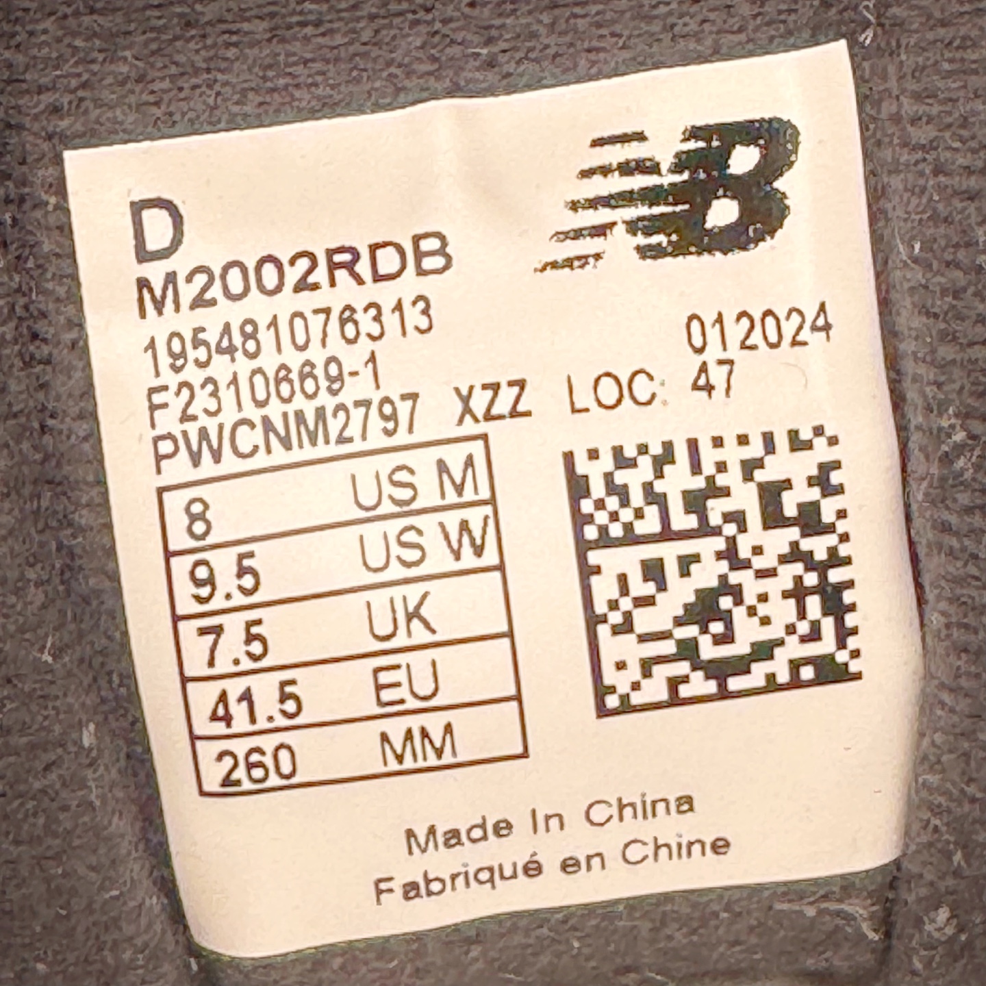 图片[12]-＃G版纯原 New Balance M2002RDB 新百伦潮流复古织物皮革减震防滑耐磨轻便低帮跑步鞋 灰碳色 基于市场现有版本全新升级调整 NB市场最强产物 全套原楦原纸板原厂数据开发 全鞋电脑针车加持 原厂网布 原装进口头层翻毛皮料正确绒感卡色 正确中底拉帮中底网布细节 一比一手工擦旧效果 冲裁组合 匠心打造 耗时两个月开发完成 工艺极其复杂难度可想而知 新开独立私模大底 全网唯一正确做旧组合大底 高端零售专供产物 尺码：36 37 37.5 38 38.5 39.5 40 40.5 41.5 42 42.5 43 44 44.5 45 45.5 46.5 47-选品中心