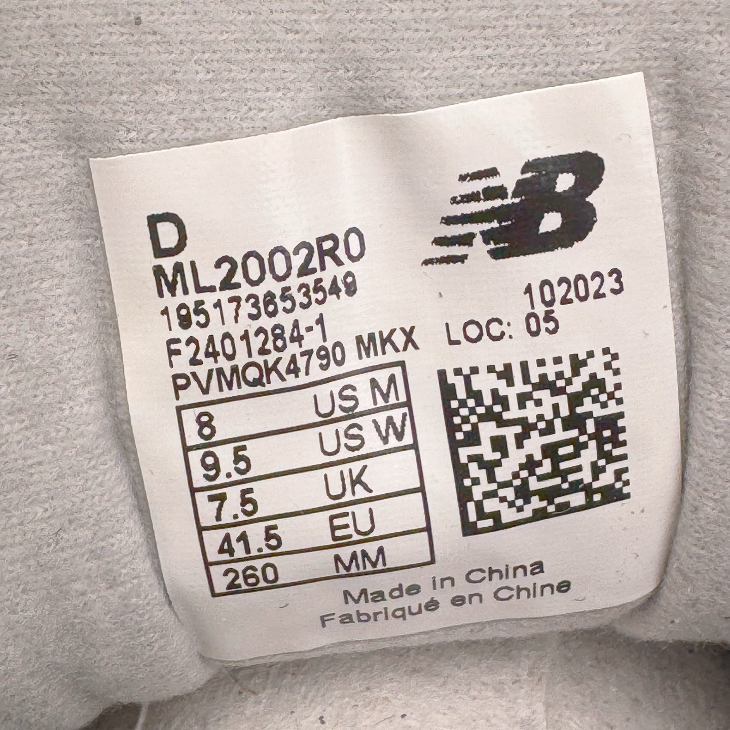 图片[11]-＃G版纯原 New Balance ML2002RO 新百伦潮流复古织物皮革减震防滑耐磨轻便低帮跑步鞋 灰碳色 基于市场现有版本全新升级调整 NB市场最强产物 全套原楦原纸板原厂数据开发 全鞋电脑针车加持 原厂网布 原装进口头层翻毛皮料正确绒感卡色 正确中底拉帮中底网布细节 一比一手工擦旧效果 冲裁组合 匠心打造 耗时两个月开发完成 工艺极其复杂难度可想而知 新开独立私模大底 全网唯一正确做旧组合大底 高端零售专供产物 尺码：36 37 37.5 38 38.5 39.5 40 40.5 41.5 42 42.5 43 44 44.5 45 45.5 46.5 47-选品中心