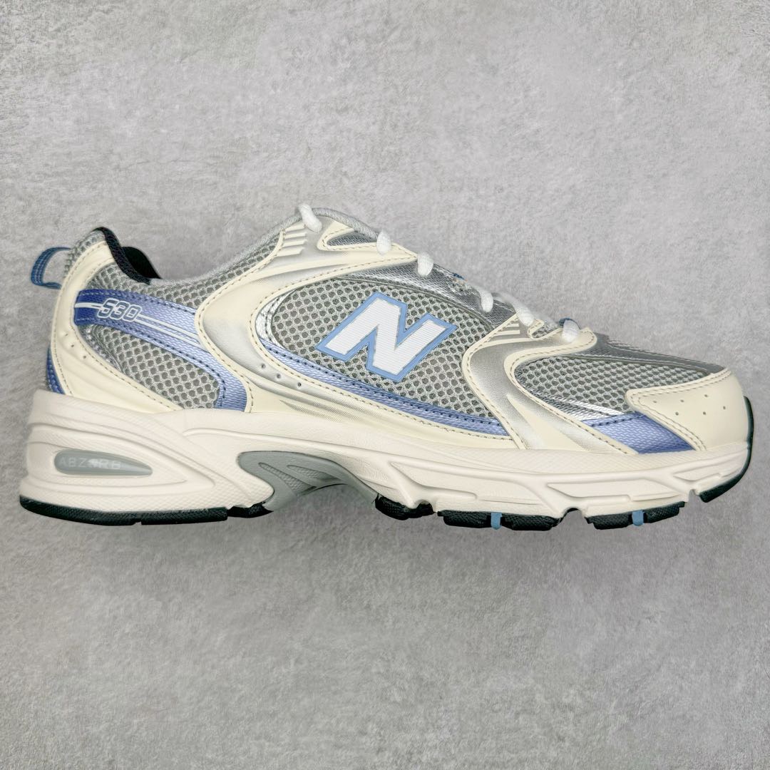＃G版纯原 New Balance MR530 NB新百伦复古透气跑步鞋 全套原楦原纸板原厂数据开发 同步原鞋一次Model大底 全鞋电脑针车加持 原厂网布TPU高频工艺 正确中底拉帮 高密度丽新布中底 抛弃过往以皮革为主的人气轮廓 以极具复古风范的跑鞋外观呈现 设计上全鞋以简约清爽的纯白色作基底 鞋身覆盖大面积织物网眼材质 并于鞋头、鞋带孔眼片等细节处点缀对比鲜明的反光银镀层凸显 鞋舌、侧身等位置则辅以一贯的「N」字标志和品牌徽标彰显身份 最后通过搭载的 ABZORB 缓震中底完善整体造型 尺码：36 37 37.5 38 38.5 39.5 40 40.5 41.5 42 42.5 43 44 44.5 45 45.5 46.5 47-选品中心