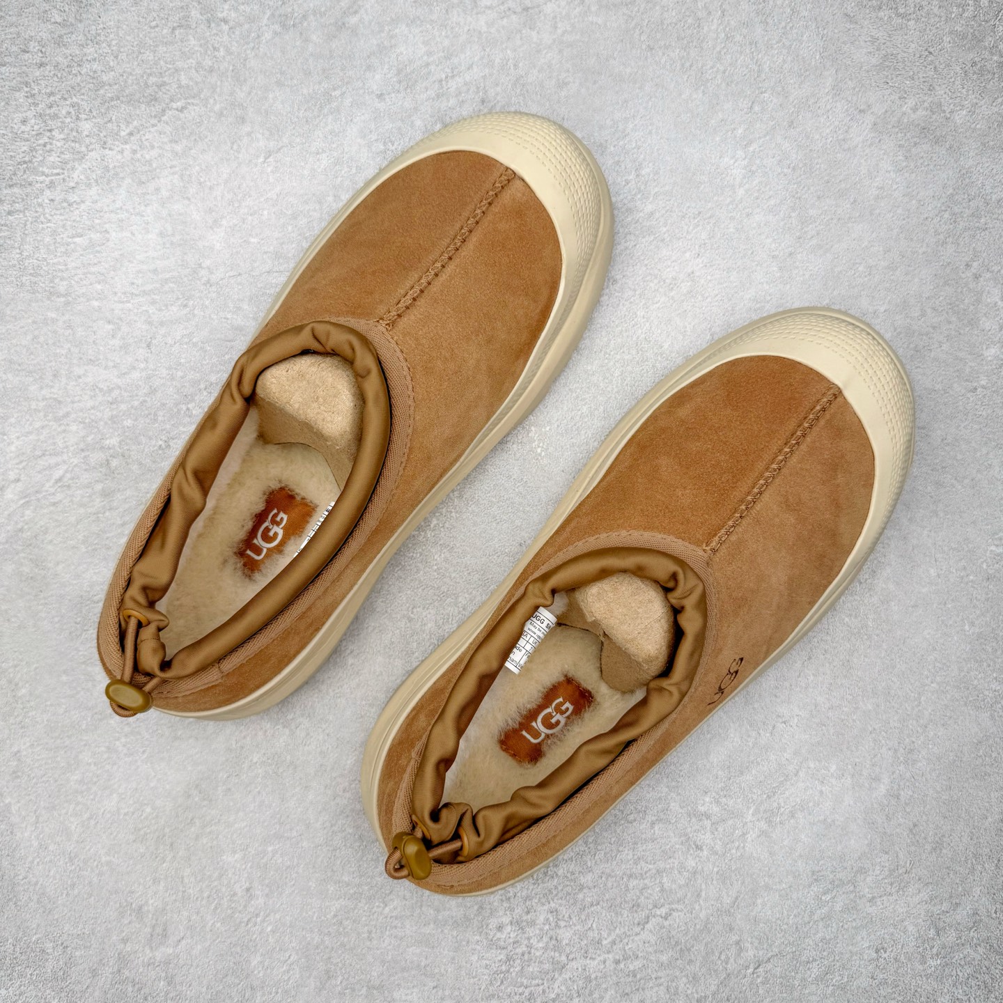 图片[3]-＃SP原厂 UGG 4096 塔斯曼浅口秋冬羊皮毛一体雪地靴 全鞋采用ZP同厂 隆丰A级澳洲进口羊皮毛一体 品牌代工厂生产线 完全遵循ZP工艺流程 代工厂原厂版师 秉承无原鞋不开发选择 注重每一处细节 市面最正版型 TREADLITE\\\”轻翼\\\”科技外底 轻便/耐用/柔韧/桩型【售后郑重承诺】一个月内若出现重大脱胶/断底等质量问题 直接为您换新！尺码：35 36 37 38 39 40 41 42 43-选品中心