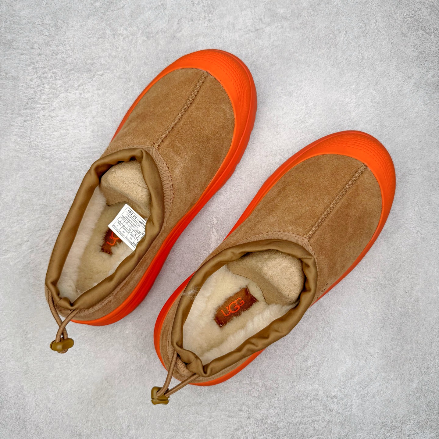 图片[3]-＃SP原厂 UGG 4096 塔斯曼浅口秋冬羊皮毛一体雪地靴 全鞋采用ZP同厂 隆丰A级澳洲进口羊皮毛一体 品牌代工厂生产线 完全遵循ZP工艺流程 代工厂原厂版师 秉承无原鞋不开发选择 注重每一处细节 市面最正版型 TREADLITE\\\”轻翼\\\”科技外底 轻便/耐用/柔韧/桩型【售后郑重承诺】一个月内若出现重大脱胶/断底等质量问题 直接为您换新！尺码：35 36 37 38 39 40 41 42 43-选品中心