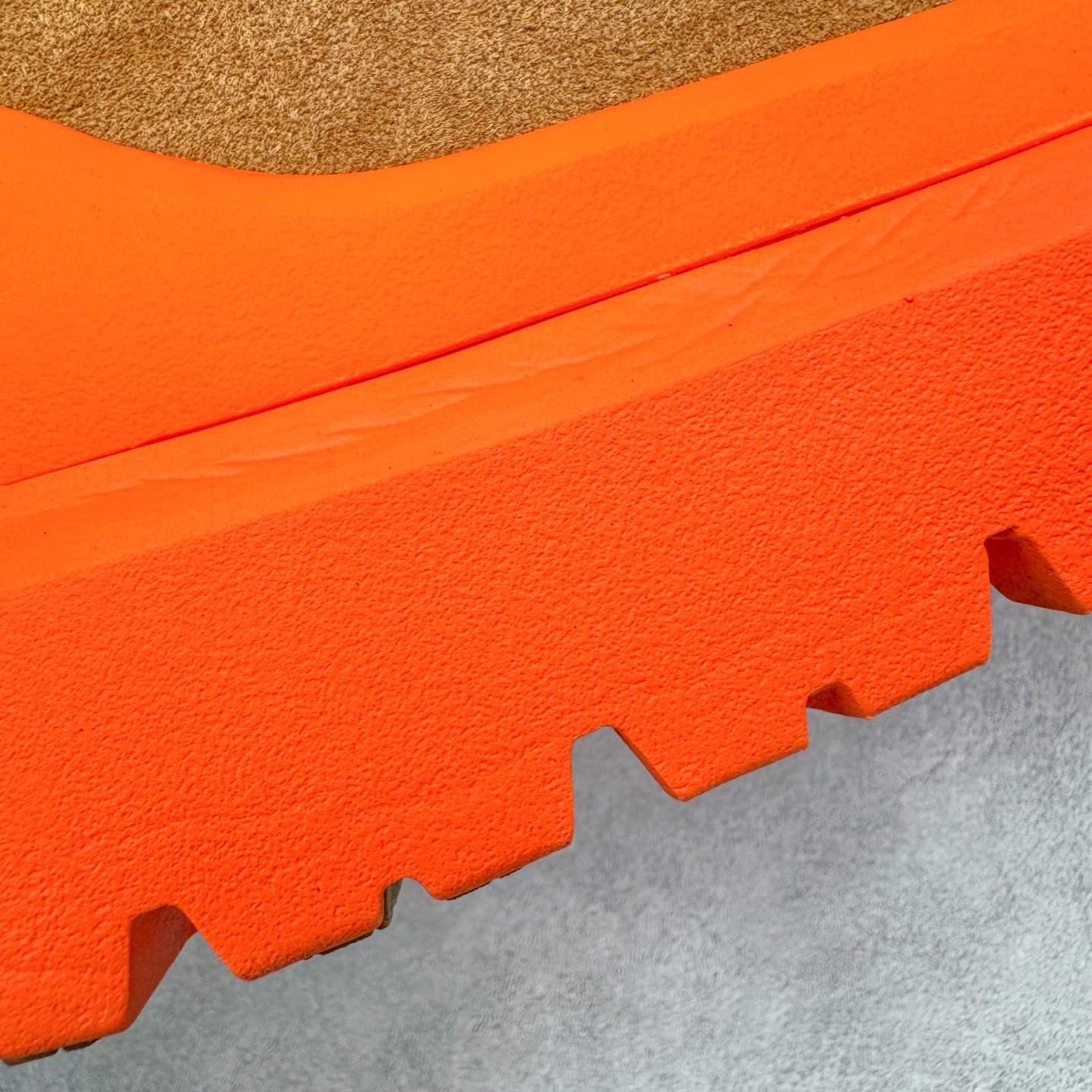 图片[15]-＃SP原厂 UGG 3991 塔斯曼高帮秋冬羊皮毛一体雪地靴 全鞋采用ZP同厂 隆丰A级澳洲进口羊皮毛一体 品牌代工厂生产线 完全遵循ZP工艺流程 代工厂原厂版师 秉承无原鞋不开发选择 注重每一处细节 市面最正版型 TREADLITE\\\”轻翼\\\”科技外底 轻便/耐用/柔韧/桩型【售后郑重承诺】一个月内若出现重大脱胶/断底等质量问题 直接为您换新！尺码：35 36 37 38 39 40 41 42 43-选品中心