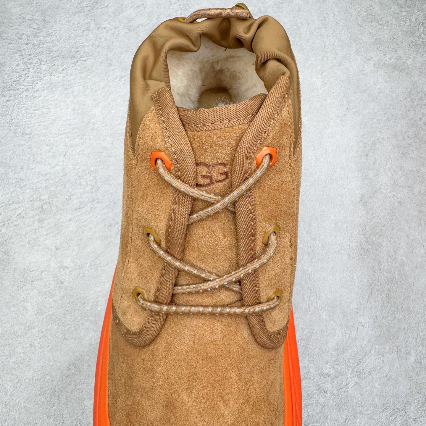 图片[5]-＃SP原厂 UGG 3991 塔斯曼高帮秋冬羊皮毛一体雪地靴 全鞋采用ZP同厂 隆丰A级澳洲进口羊皮毛一体 品牌代工厂生产线 完全遵循ZP工艺流程 代工厂原厂版师 秉承无原鞋不开发选择 注重每一处细节 市面最正版型 TREADLITE\\\”轻翼\\\”科技外底 轻便/耐用/柔韧/桩型【售后郑重承诺】一个月内若出现重大脱胶/断底等质量问题 直接为您换新！尺码：35 36 37 38 39 40 41 42 43-选品中心