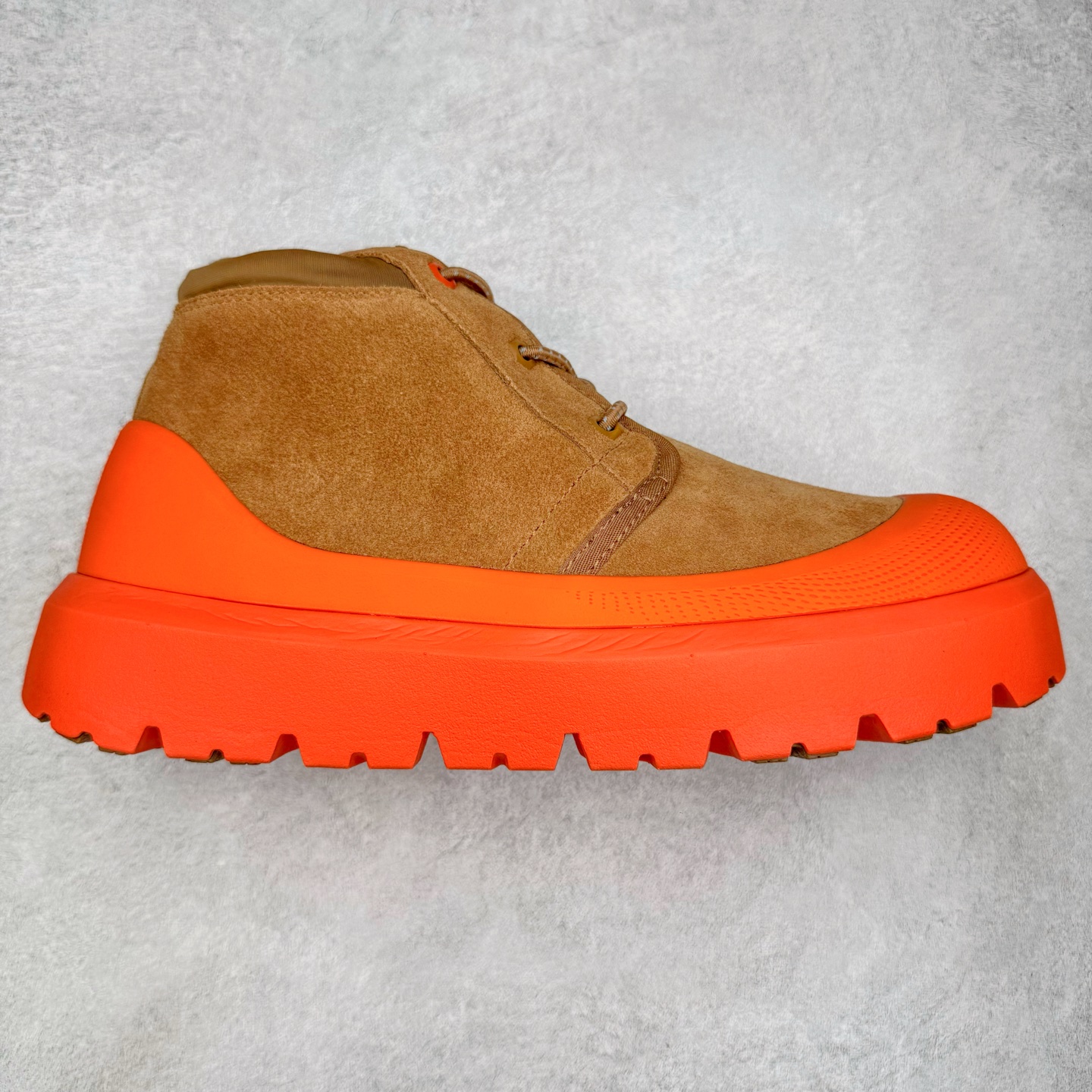 ＃SP原厂 UGG 3991 塔斯曼高帮秋冬羊皮毛一体雪地靴 全鞋采用ZP同厂 隆丰A级澳洲进口羊皮毛一体 品牌代工厂生产线 完全遵循ZP工艺流程 代工厂原厂版师 秉承无原鞋不开发选择 注重每一处细节 市面最正版型 TREADLITE\\\”轻翼\\\”科技外底 轻便/耐用/柔韧/桩型【售后郑重承诺】一个月内若出现重大脱胶/断底等质量问题 直接为您换新！尺码：35 36 37 38 39 40 41 42 43-选品中心