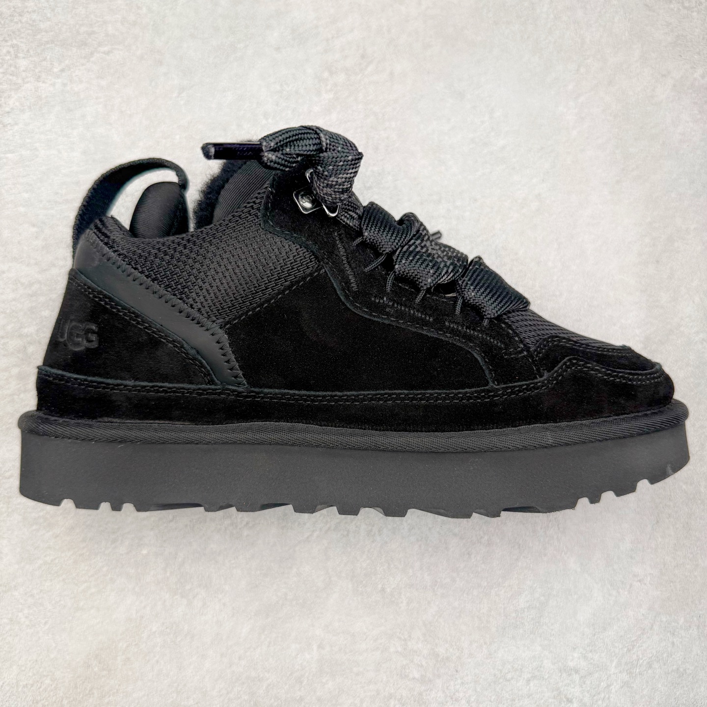 ＃SP原厂 UGG 4032 梅尔秋冬羊皮毛一体雪地靴 全鞋采用ZP同厂 隆丰A级澳洲进口羊皮毛一体 品牌代工厂生产线 完全遵循ZP工艺流程 代工厂原厂版师 秉承无原鞋不开发选择 注重每一处细节 市面最正版型 TREADLITE\\\”轻翼\\\”科技外底 轻便/耐用/柔韧/桩型【售后郑重承诺】一个月内若出现重大脱胶/断底等质量问题 直接为您换新！尺码：35 36 37 38 39 40 41 42 43-选品中心