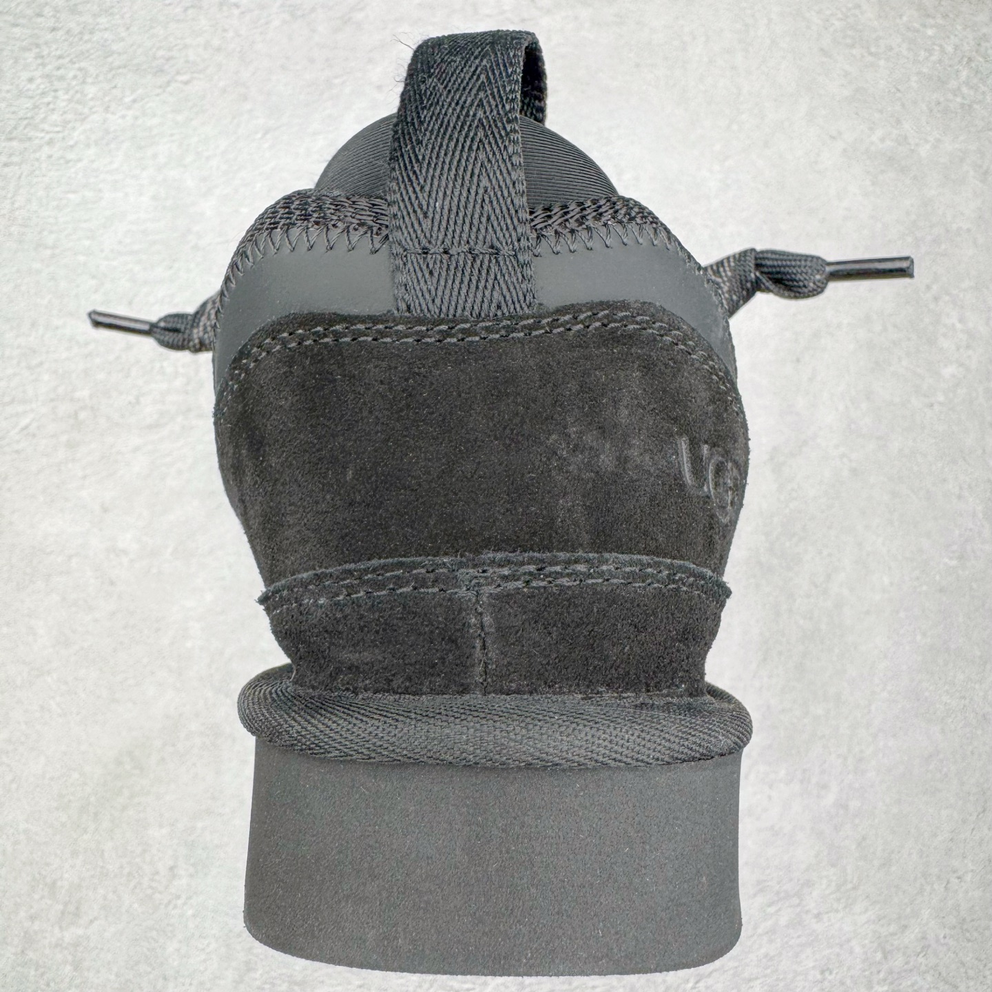 图片[8]-＃SP原厂 UGG 4032 梅尔秋冬羊皮毛一体雪地靴 全鞋采用ZP同厂 隆丰A级澳洲进口羊皮毛一体 品牌代工厂生产线 完全遵循ZP工艺流程 代工厂原厂版师 秉承无原鞋不开发选择 注重每一处细节 市面最正版型 TREADLITE\\\”轻翼\\\”科技外底 轻便/耐用/柔韧/桩型【售后郑重承诺】一个月内若出现重大脱胶/断底等质量问题 直接为您换新！尺码：35 36 37 38 39 40 41 42 43-选品中心