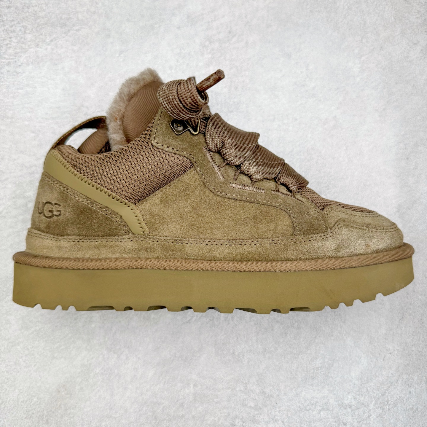 ＃SP原厂 UGG 4032 梅尔秋冬羊皮毛一体雪地靴 全鞋采用ZP同厂 隆丰A级澳洲进口羊皮毛一体 品牌代工厂生产线 完全遵循ZP工艺流程 代工厂原厂版师 秉承无原鞋不开发选择 注重每一处细节 市面最正版型 TREADLITE\\\”轻翼\\\”科技外底 轻便/耐用/柔韧/桩型【售后郑重承诺】一个月内若出现重大脱胶/断底等质量问题 直接为您换新！尺码：35 36 37 38 39 40 41 42 43-选品中心