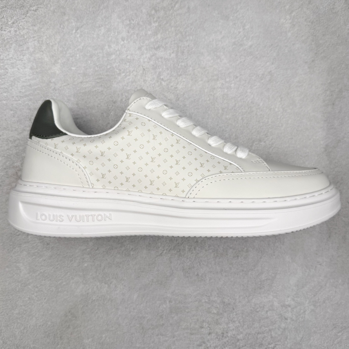 LOUIS VUITTON Beverly Hills Lv牛皮革圆头系带低帮板鞋 男款 尺码：39 40 41 42 43 44 45-选品中心