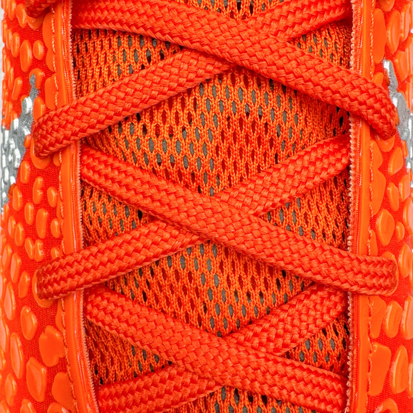 图片[13]-＃H12纯原 NK Zoom Kobe 6 Protro 科比六代 橙银色 IH1871-800 完美复刻公司货 前掌超大Zoom Turbo气垫 后掌EVA缓震 真正的原汁原味 还原ZP脚感 全身鞋材卡料色独家定制 唯一正确喷漆工艺Swoosh 正确凹凸蛇鳞工艺 正确鞋面渐变效果 内全置真动飞态线 独立原厂模具 最大尺码达到48.5码 首批不拼图大几率过验 亲测已过 支持各种高强度实战 无需担心 上脚价 补货周期极长 脚宽建议买大半码 科比系列前掌偏窄 不影响二次销售 支持七天无理由退换 尺码：41 42 42.5 43 44 44.5 45 45.5 46 47.5 48.5 49.5-选品中心