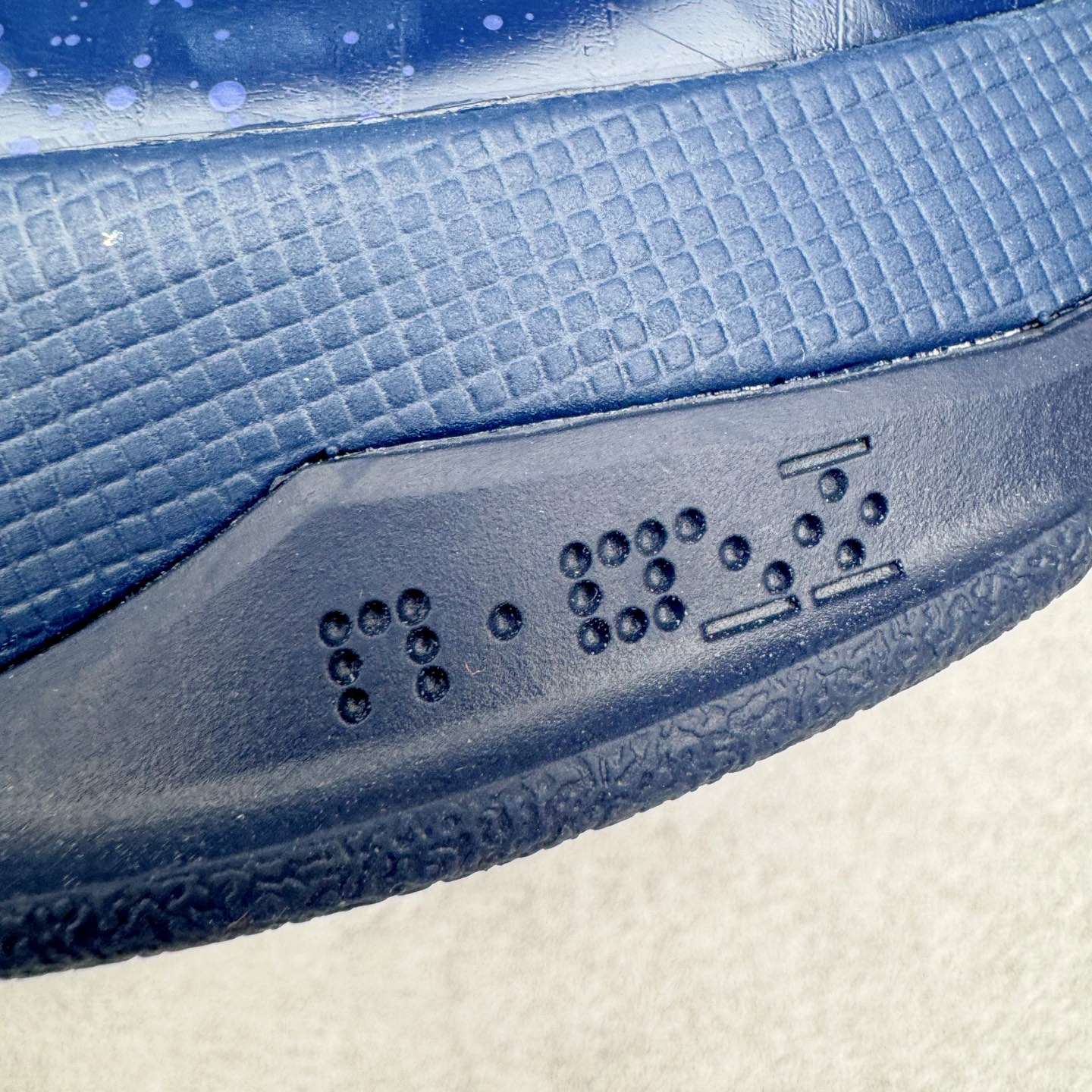 图片[15]-＃H12纯原 Caitlin Clark x Nike Kobe 5 Protro “Indiana Fever” 科比5代克拉克森联名蓝色 IM3207-400 完美复刻公司货 前掌超大Zoom Turbo气垫 后掌EVA缓震 真正的原汁原味 还原ZP脚感 全身鞋材卡料色独家定制 唯一正确喷漆工艺Swoosh 正确凹凸蛇鳞工艺 正确鞋面渐变效果 内全置真动飞态线 独立原厂模具 最大尺码达到49.5码 首批不拼图大几率过验 亲测已过 支持各种高强度实战 无需担心 上脚价 补货周期极长 脚宽建议买大半码 科比系列前掌偏窄 不影响二次销售 支持七天无理由退换 尺码：41 42 42.5 43 44 44.5 45 45.5 46 47.5 48.5 49.5-选品中心