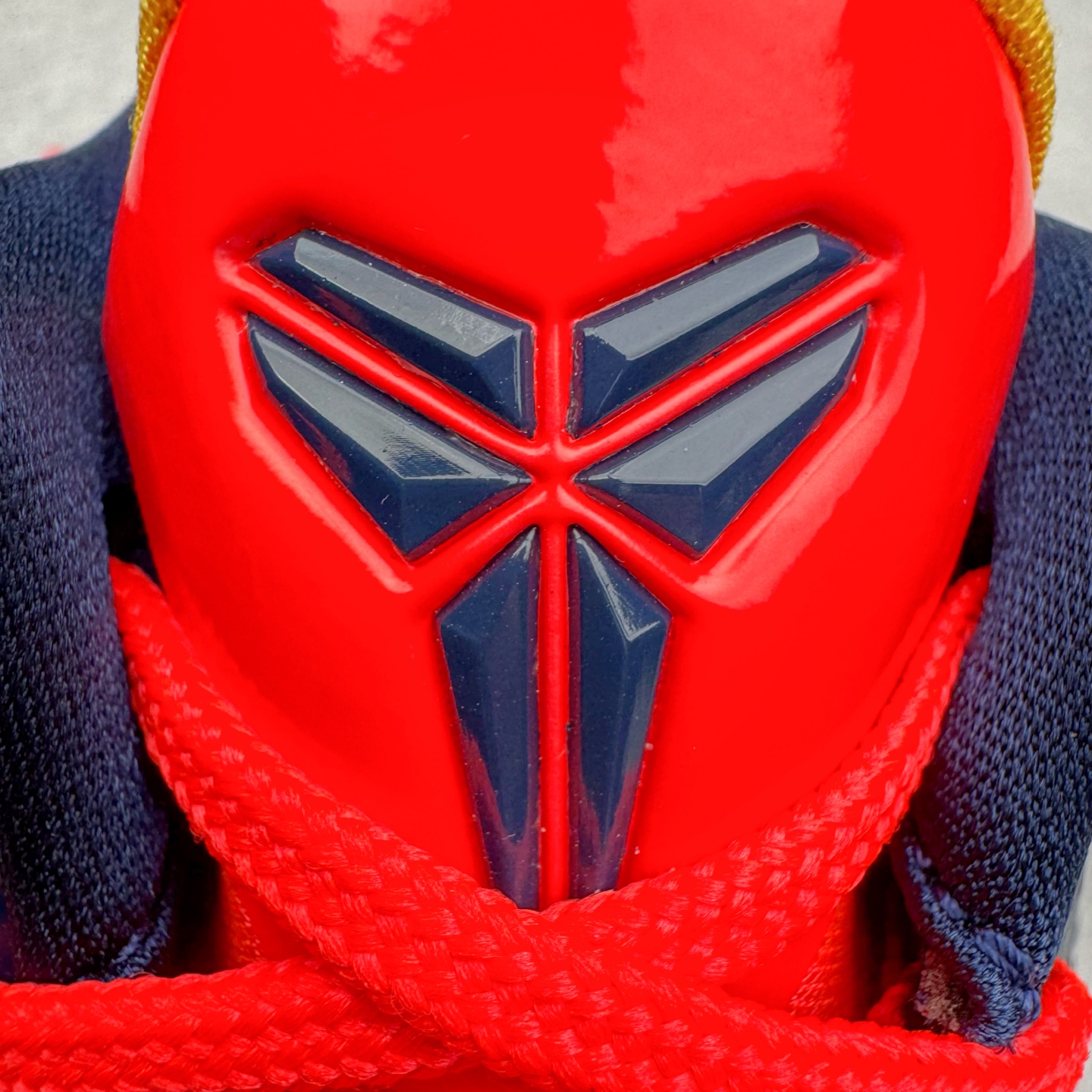 图片[22]-＃H12纯原 Caitlin Clark x Nike Kobe 5 Protro “Indiana Fever” 科比5代克拉克森联名蓝色 IM3207-400 完美复刻公司货 前掌超大Zoom Turbo气垫 后掌EVA缓震 真正的原汁原味 还原ZP脚感 全身鞋材卡料色独家定制 唯一正确喷漆工艺Swoosh 正确凹凸蛇鳞工艺 正确鞋面渐变效果 内全置真动飞态线 独立原厂模具 最大尺码达到49.5码 首批不拼图大几率过验 亲测已过 支持各种高强度实战 无需担心 上脚价 补货周期极长 脚宽建议买大半码 科比系列前掌偏窄 不影响二次销售 支持七天无理由退换 尺码：41 42 42.5 43 44 44.5 45 45.5 46 47.5 48.5 49.5-选品中心