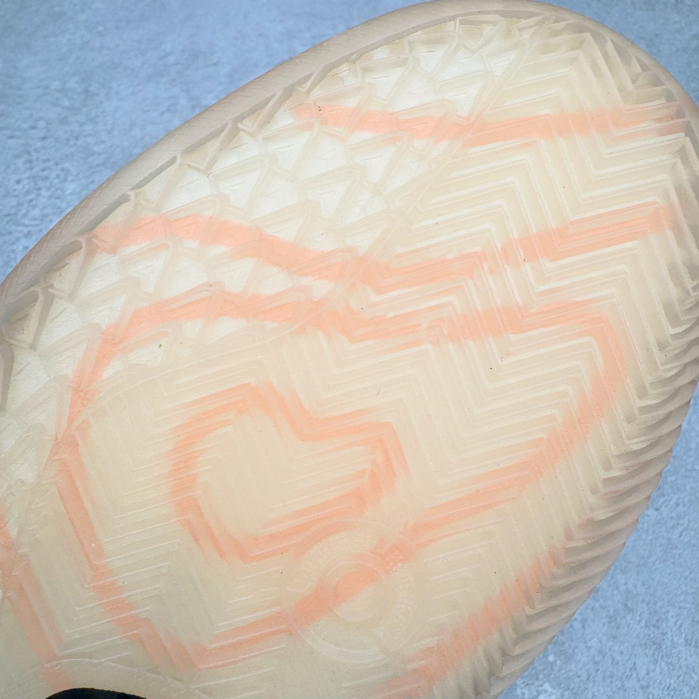 图片[22]-＃灭世海外版 NK Zoom Kobe Ⅷ System 科比8代复刻实战运动低帮文化篮球鞋 水蜜桃HQ3138-800 纯原海外版气垫品质吊打各路纯原 气压➕耐久双重保障 前掌ZOOM TURBO➕后掌马蹄Zoom 后掌澎湃脚感无出其右 全套冲刀改版 鞋型还原度95% 宽脚选手必入货品 鞋头2.5mm上翘空间 不挤脚 完美释放脚趾活动空间 正码正拍 脚型适配性 市场最强没有之一 鞋面工艺全新升级 100%对标正品 原厂聚氨酯蛇鳞 珠光密度同步正品 Swoosh喷漆工艺 还原度接近100% 全新后跟TPU模具 正确S型弧度 区分市场纯原（市场纯原采用公版模具 后跟TPU几乎无弧度）国产天花板橡胶配方 抓地力爆炸 海外口碑炸裂 鞋舌LOGO正确内嵌压印 原厂碳板 正确原盒 厚积薄发 王者归来 拒绝杀猪 拒绝套路 灭世纯原海外版科比系列 致力打造实战第一标杆 尺码：39-47.5 全新模具 正码正拍-选品中心