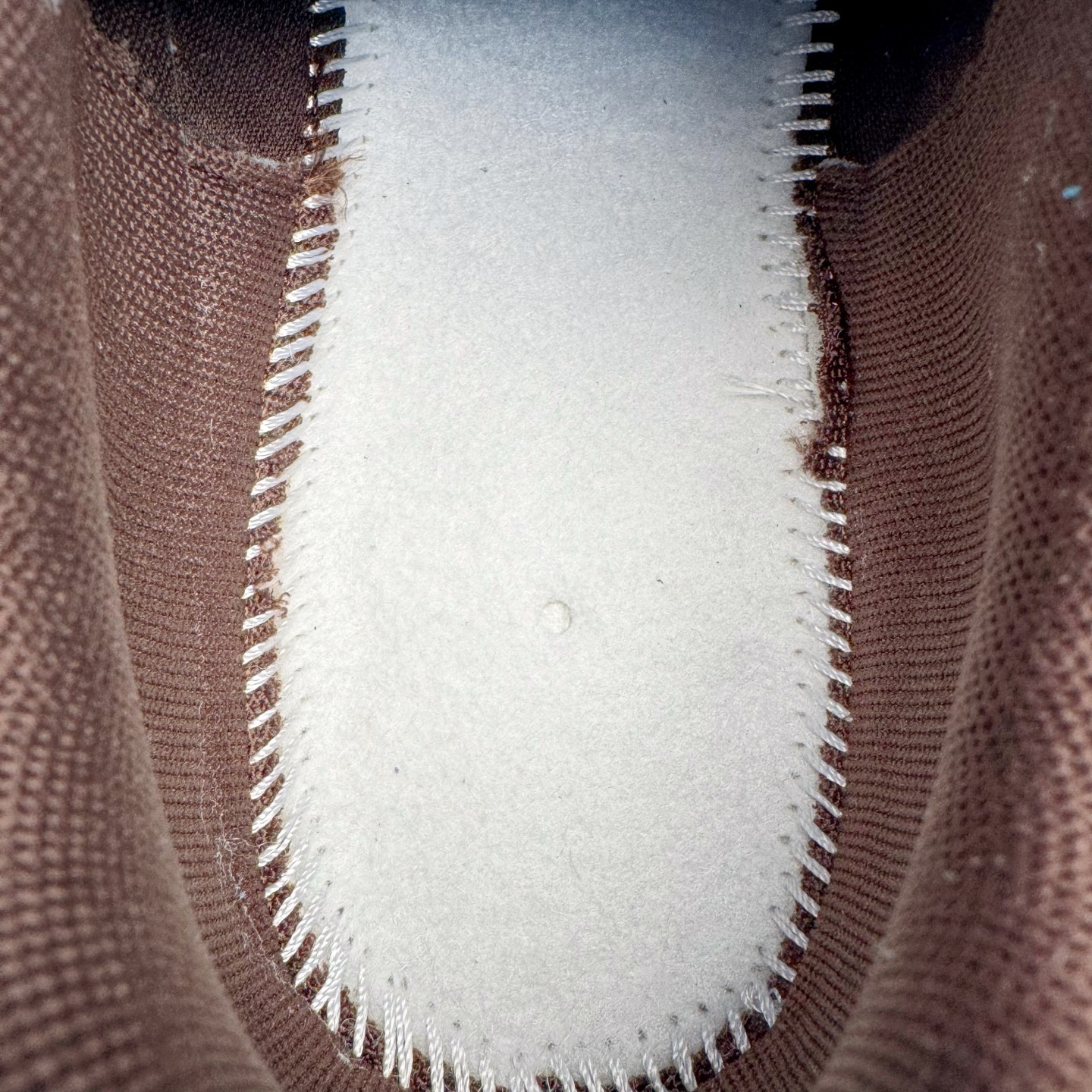 图片[10]-＃CS纯原 NK P-6000 系列低帮复古老爹风休闲运动舒适慢跑鞋 HV8972-001 购入原鞋原装纸板楦头开发 独家私模四层组合大底 市场唯一正确版本 良心定价 新配色陆续出货 进口三文治网面 融合 Pegasus 过往运动鞋设计 助力 21 世纪早期跑步运动跃升时尚新高度 采用透气网眼布、运动风格线条和耐穿覆面 兼具吸睛外观和舒适感受 中底泡绵以田径赛道为灵感 打造厚实设计 缔造出众缓震性能 尺码：36 36.5 37.5 38 38.5 39 40 40.5 41 42 42.5 43 44 44.5 45-选品中心