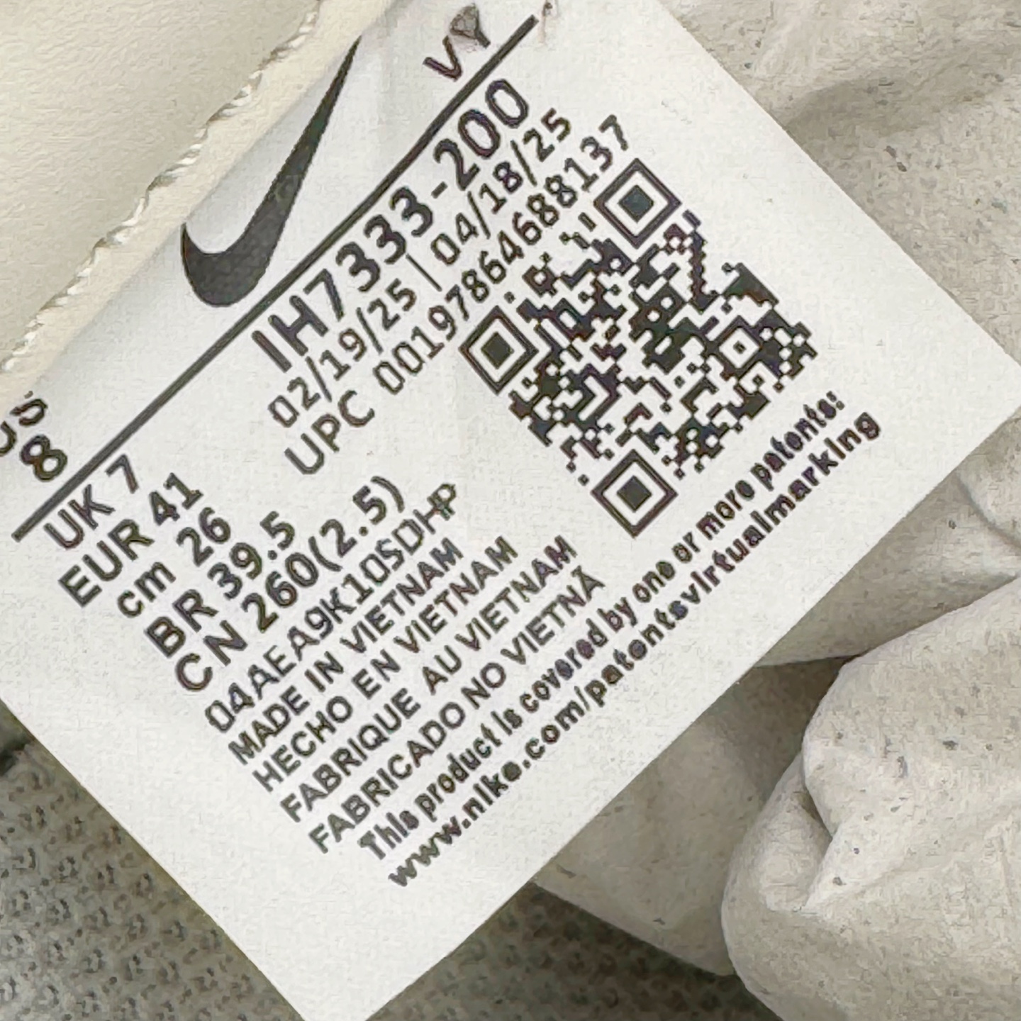 图片[12]-＃YC纯原 NK Dunk Low 棕白 IH7333-200 实力大厂出品 新配色陆续开发 利润个位数只为口碑 全套原纸板楦头开发 确保原汁原味 完美呈现DUNK版型 一比一鞋头弧度高度鞋身弧度 此版本只针对中端市场 皮料材质有所更替 其他数据细节工艺流程均保持一致 绝不口嗨 细节品控鞋型随意对比 独家私模官方第六代原厂航空铝磨具打磨大底 鞋头坡度极致还原 无解鞋型 原盒原配 圈内天花板工艺 原厂玻璃冲刀 超高清洁度 全鞋零毛边皮料切割 原厂中底布点胶 中底布拉帮走线遵循公司 尺码：36 36.5 37.5 38 38.5 39 40 40.5 41 42 42.5 43 44 44.5 45 46-选品中心