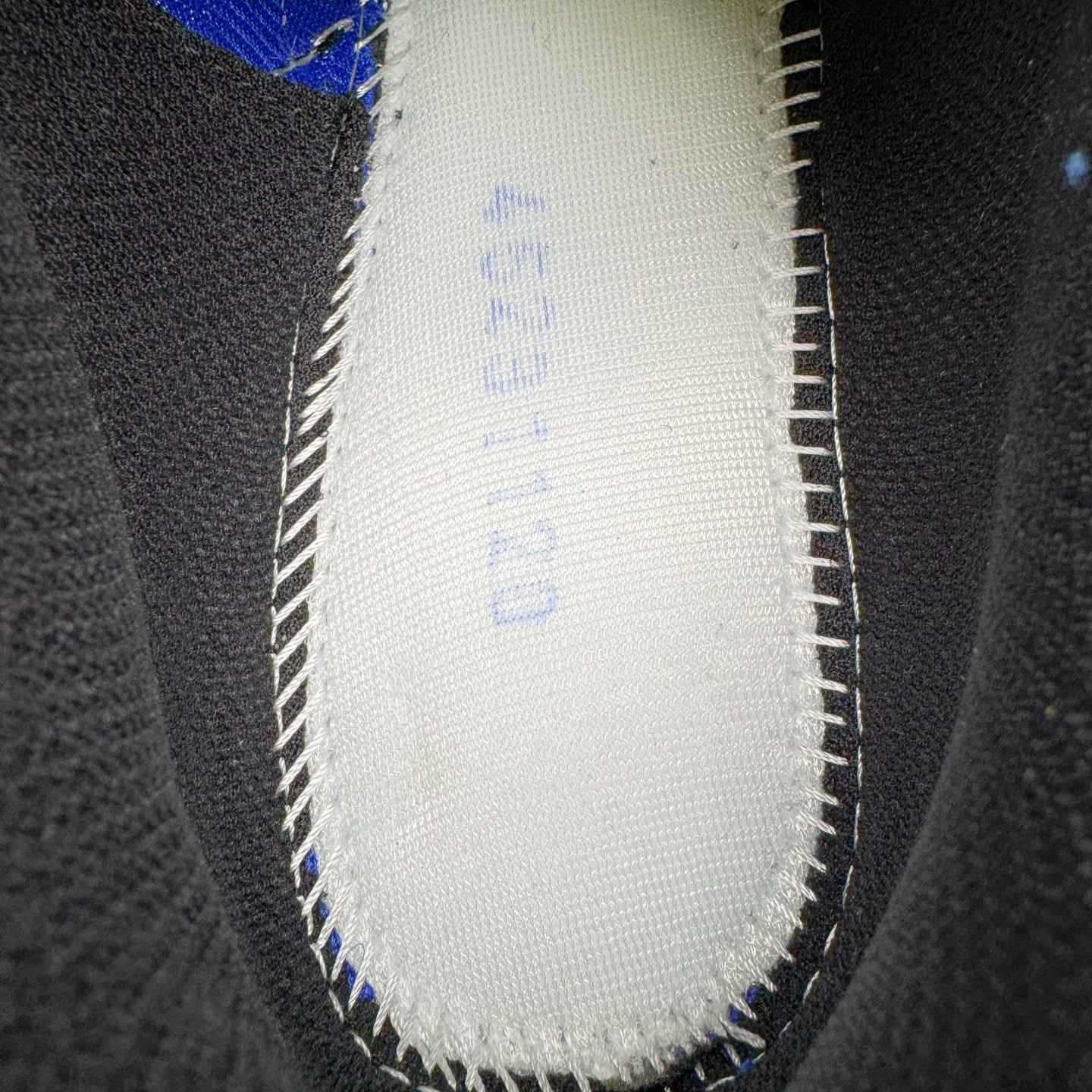 图片[10]-＃ZC总裁 Asics Gel-Kayano K14 亚瑟士系列复古舒适织物合成革减震防滑耐磨低帮休闲跑步鞋 市场顶级版本 原装纸板楦头开发 独家私模五层组合大底 原厂定制缓震硅胶加持 原盒原配 官方四联吊牌 一比一同步原鞋工艺和用料 鞋面原厂“三明治”多层网布 区别其他同价版本 鞋垫采用原厂OrthoLite欧索莱材质 非普通海玻璃鞋垫 后跟一样采用了GEL缓震胶 整体系列设计非常的科技感 锻炼跑步的同时让你一样时尚百搭 尺码：36 37 37.5 38 39 39.5 40 40.5 41.5 42 42.5 43.5 44 44.5 45 46-选品中心