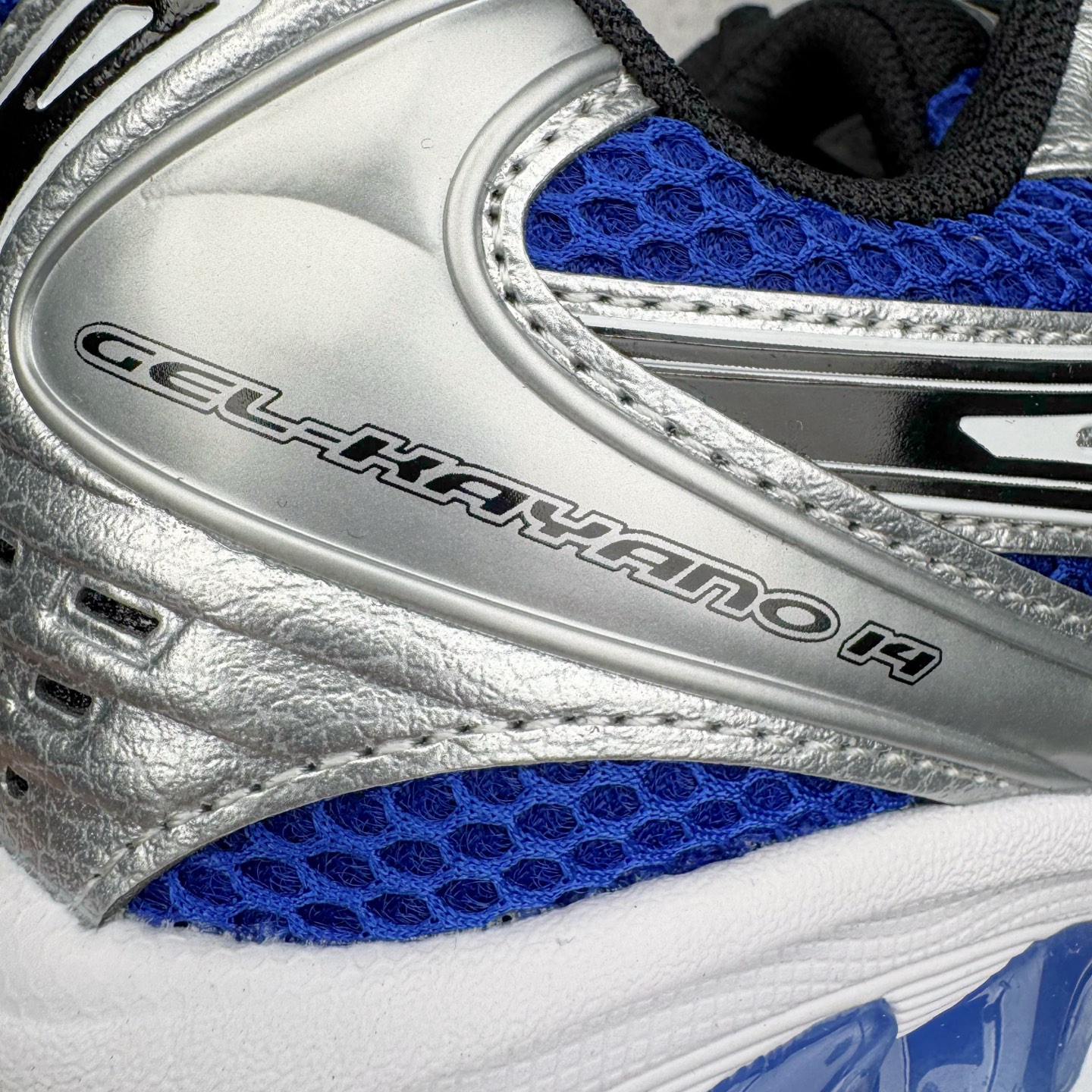 图片[18]-＃ZC总裁 Asics Gel-Kayano K14 亚瑟士系列复古舒适织物合成革减震防滑耐磨低帮休闲跑步鞋 市场顶级版本 原装纸板楦头开发 独家私模五层组合大底 原厂定制缓震硅胶加持 原盒原配 官方四联吊牌 一比一同步原鞋工艺和用料 鞋面原厂“三明治”多层网布 区别其他同价版本 鞋垫采用原厂OrthoLite欧索莱材质 非普通海玻璃鞋垫 后跟一样采用了GEL缓震胶 整体系列设计非常的科技感 锻炼跑步的同时让你一样时尚百搭 尺码：36 37 37.5 38 39 39.5 40 40.5 41.5 42 42.5 43.5 44 44.5 45 46-选品中心