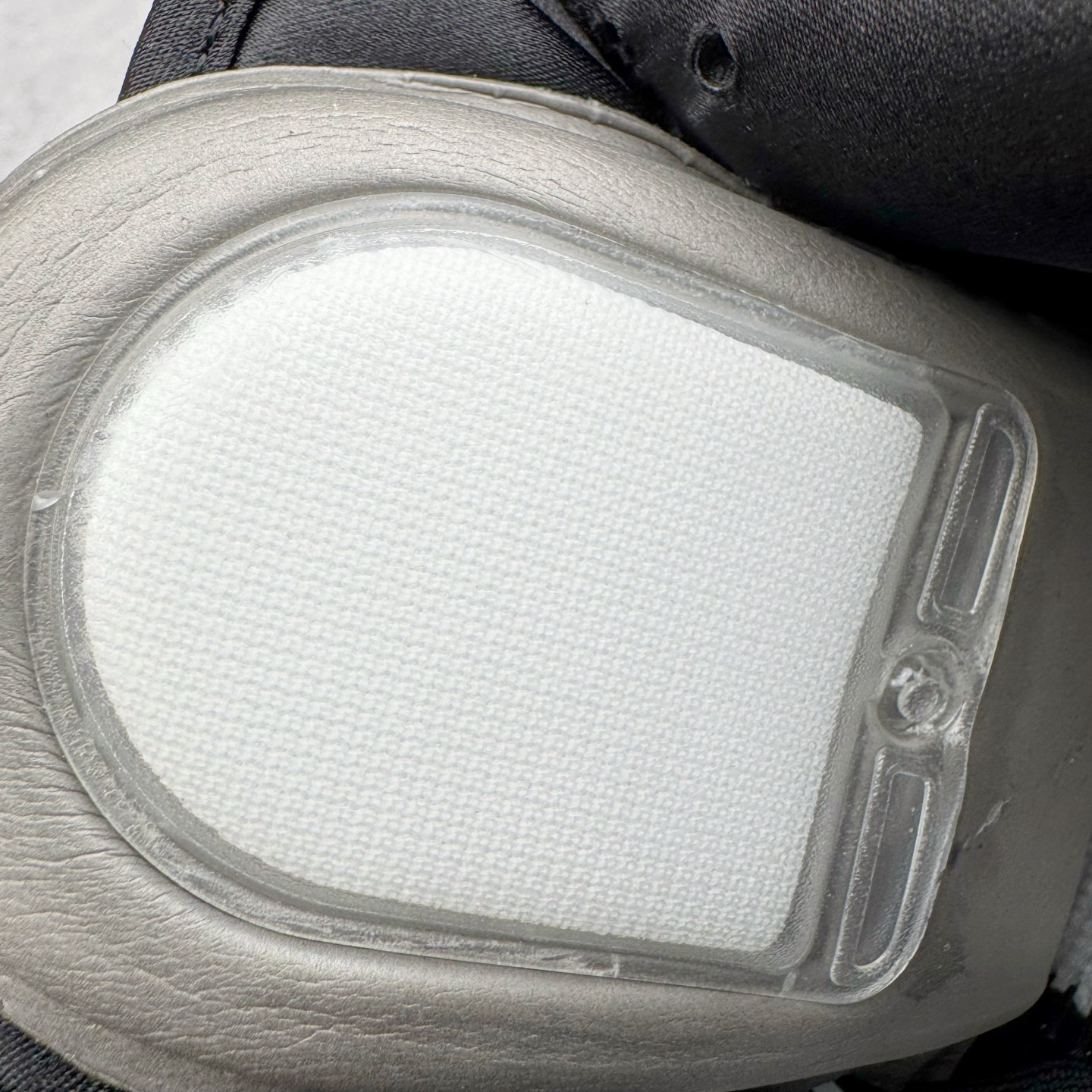 图片[11]-＃S2纯原 Bronx Girls Skate x NK Dunk SB Low Pro QS 经典舒适耐磨低帮板鞋 男女同款 黑色 魔鬼鱼鸳鸯 HV1664-001 独家原厂航空铝磨具打磨大底 鞋头坡度极致还原 原盒原配 圈内天花板工艺 原厂冲刀 超高清洁度 全鞋零毛边皮料切割 全套原楦原模倾力打造完美版型 采用原厂百宏鞋带以及原厂百宏织唛舌标 内标可供原厂几率过验 原厂中底布黄色点胶 原厂中底布拉帮走线遵循公司‼️尺码：36 36.5 37.5 38 38.5 39 40 40.5 41 42 42.5 43 44 44.5 45 46 47.5-选品中心