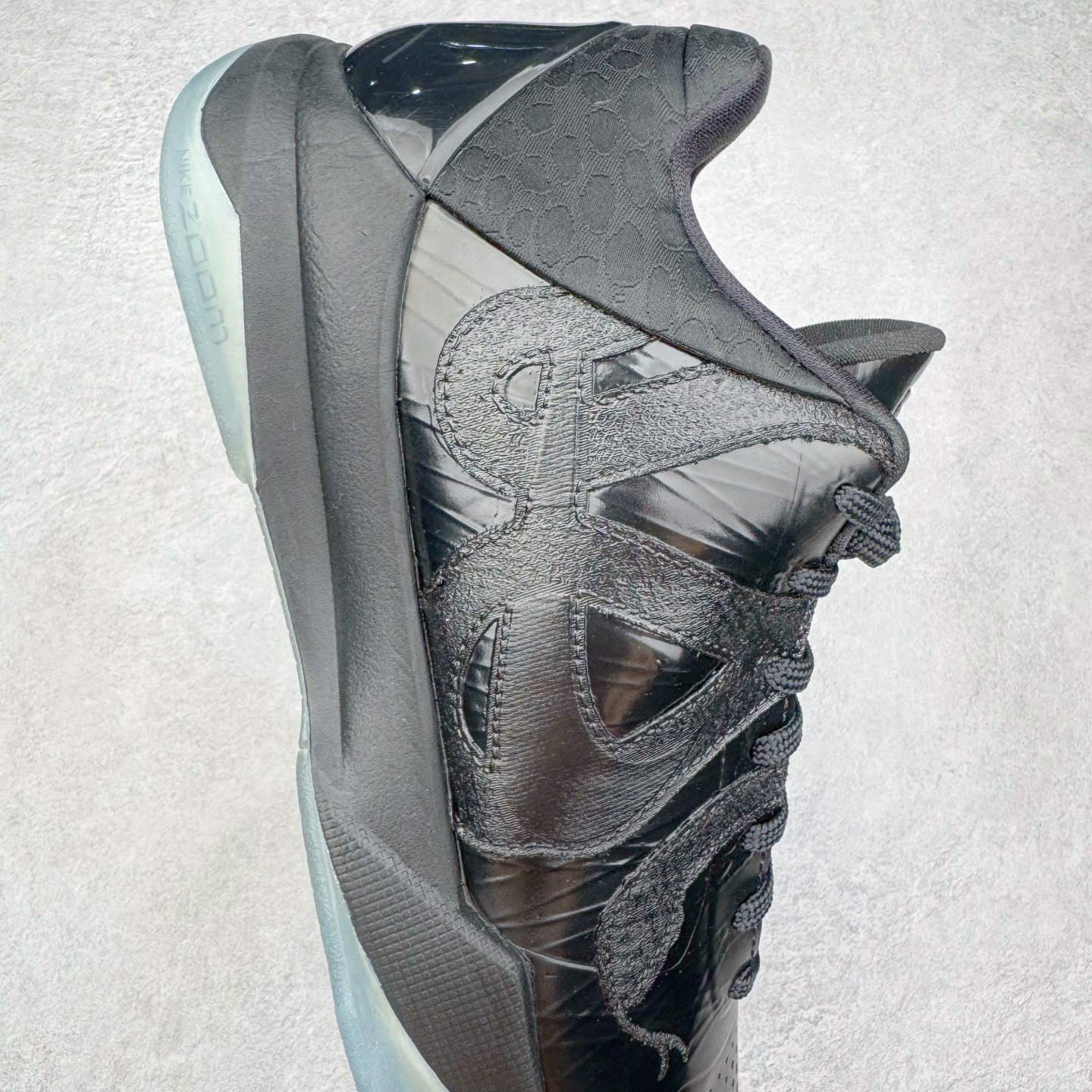 图片[6]-＃H12纯原 NK Zoom Kobe ZK5 科比5代 黑曼巴 IB4881-500 完美复刻公司货 前掌超大Zoom Turbo气垫 后掌EVA缓震 真正的原汁原味 还原ZP脚感 全身鞋材卡料色独家定制 唯一正确喷漆工艺Swoosh 正确凹凸蛇鳞工艺 正确鞋面渐变效果 内全置真动飞态线 独立原厂模具 最大尺码达到49.5码 首批不拼图大几率过验 亲测已过 支持各种高强度实战 无需担心 上脚价 补货周期极长 脚宽建议买大半码 科比系列前掌偏窄 不影响二次销售 支持七天无理由退换 尺码：41 42 42.5 43 44 44.5 45 45.5 46 47.5 48.5 49.5-选品中心