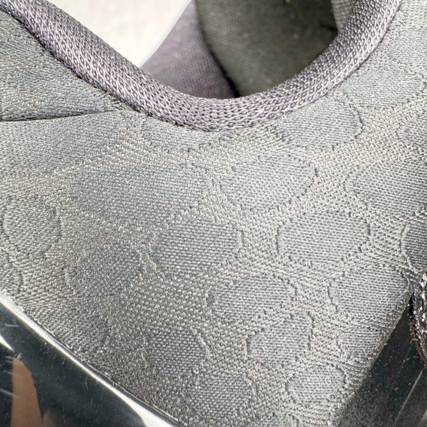 图片[17]-＃H12纯原 NK Zoom Kobe ZK5 科比5代 黑曼巴 IB4881-500 完美复刻公司货 前掌超大Zoom Turbo气垫 后掌EVA缓震 真正的原汁原味 还原ZP脚感 全身鞋材卡料色独家定制 唯一正确喷漆工艺Swoosh 正确凹凸蛇鳞工艺 正确鞋面渐变效果 内全置真动飞态线 独立原厂模具 最大尺码达到49.5码 首批不拼图大几率过验 亲测已过 支持各种高强度实战 无需担心 上脚价 补货周期极长 脚宽建议买大半码 科比系列前掌偏窄 不影响二次销售 支持七天无理由退换 尺码：41 42 42.5 43 44 44.5 45 45.5 46 47.5 48.5 49.5-选品中心