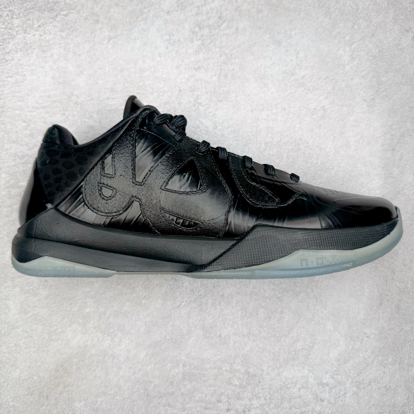 ＃H12纯原 NK Zoom Kobe ZK5 科比5代 黑曼巴 IB4881-500 完美复刻公司货 前掌超大Zoom Turbo气垫 后掌EVA缓震 真正的原汁原味 还原ZP脚感 全身鞋材卡料色独家定制 唯一正确喷漆工艺Swoosh 正确凹凸蛇鳞工艺 正确鞋面渐变效果 内全置真动飞态线 独立原厂模具 最大尺码达到49.5码 首批不拼图大几率过验 亲测已过 支持各种高强度实战 无需担心 上脚价 补货周期极长 脚宽建议买大半码 科比系列前掌偏窄 不影响二次销售 支持七天无理由退换 尺码：41 42 42.5 43 44 44.5 45 45.5 46 47.5 48.5 49.5-选品中心