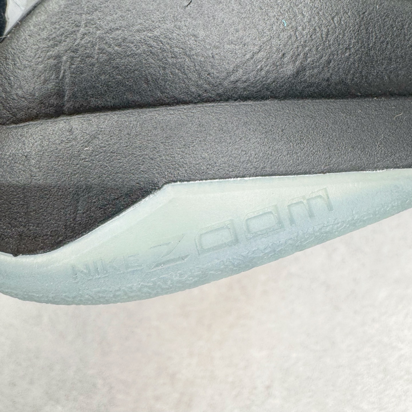 图片[19]-＃H12纯原 NK Zoom Kobe ZK5 科比5代 黑曼巴 IB4881-500 完美复刻公司货 前掌超大Zoom Turbo气垫 后掌EVA缓震 真正的原汁原味 还原ZP脚感 全身鞋材卡料色独家定制 唯一正确喷漆工艺Swoosh 正确凹凸蛇鳞工艺 正确鞋面渐变效果 内全置真动飞态线 独立原厂模具 最大尺码达到49.5码 首批不拼图大几率过验 亲测已过 支持各种高强度实战 无需担心 上脚价 补货周期极长 脚宽建议买大半码 科比系列前掌偏窄 不影响二次销售 支持七天无理由退换 尺码：41 42 42.5 43 44 44.5 45 45.5 46 47.5 48.5 49.5-选品中心