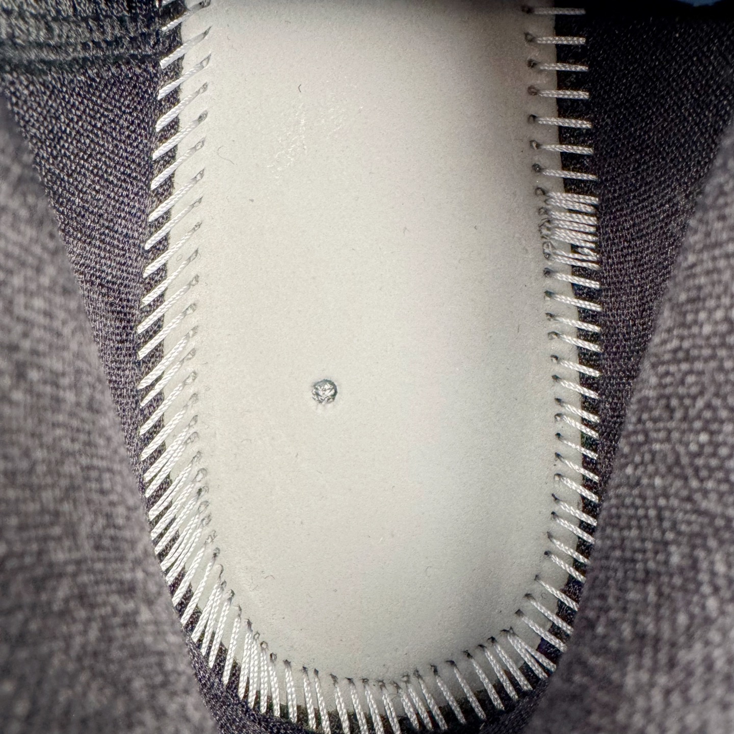 图片[11]-＃H12纯原 NK Zoom Kobe ZK5 科比5代 黑曼巴 IB4881-500 完美复刻公司货 前掌超大Zoom Turbo气垫 后掌EVA缓震 真正的原汁原味 还原ZP脚感 全身鞋材卡料色独家定制 唯一正确喷漆工艺Swoosh 正确凹凸蛇鳞工艺 正确鞋面渐变效果 内全置真动飞态线 独立原厂模具 最大尺码达到49.5码 首批不拼图大几率过验 亲测已过 支持各种高强度实战 无需担心 上脚价 补货周期极长 脚宽建议买大半码 科比系列前掌偏窄 不影响二次销售 支持七天无理由退换 尺码：41 42 42.5 43 44 44.5 45 45.5 46 47.5 48.5 49.5-选品中心