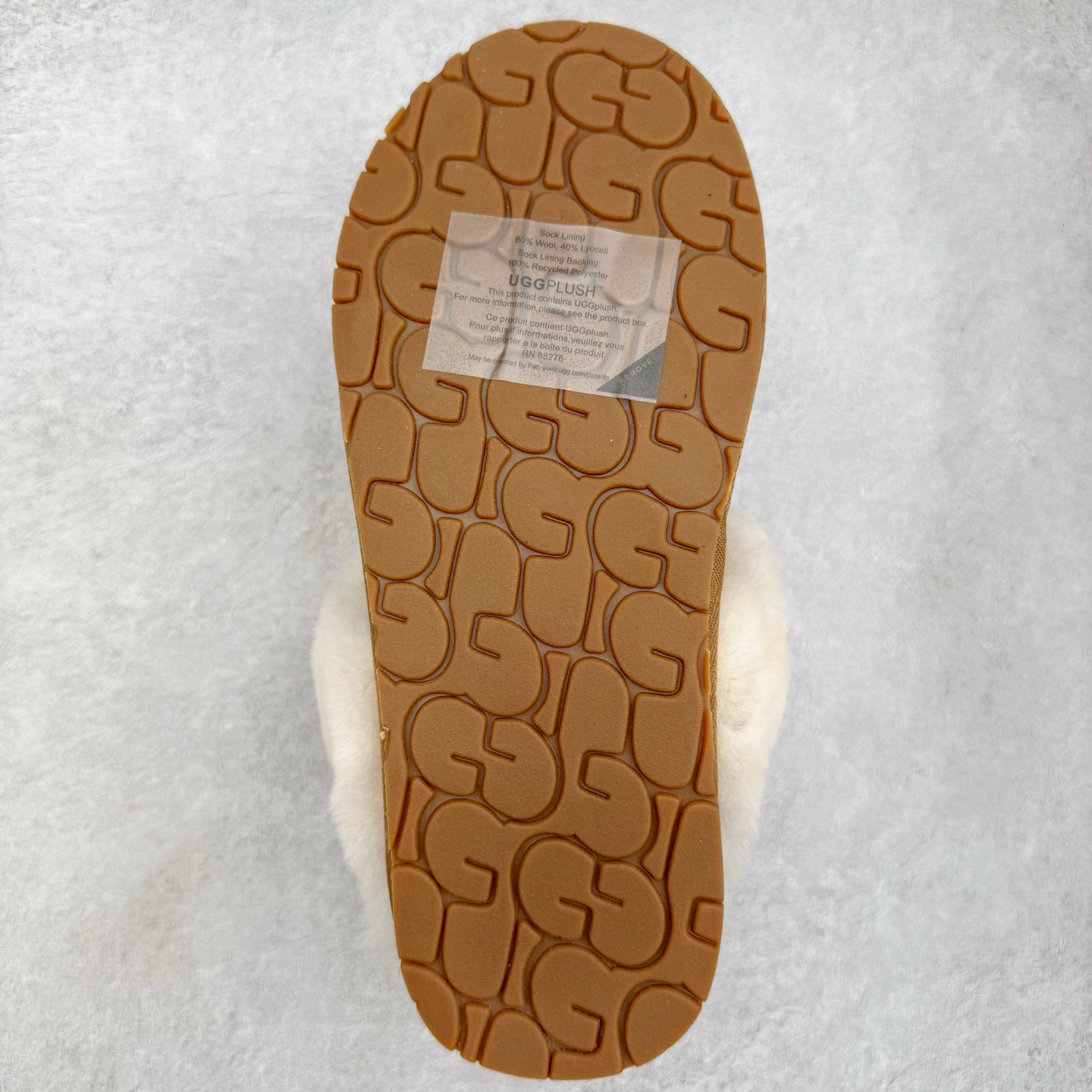 图片[9]-＃GX UGG 2550 星拖薄底秋冬羊皮毛一体雪地靴 全鞋采用ZP同厂 隆丰A级澳洲进口羊皮毛一体 品牌代工厂生产线 完全遵循ZP工艺流程 代工厂原厂版师 秉承无原鞋不开发选择 注重每一处细节 市面最正版型 TREADLITE\\\”轻翼\\\”科技外底 轻便/耐用/柔韧/桩型【售后郑重承诺】一个月内若出现重大脱胶/断底等质量问题 直接为您换新！尺码：35 36 37 38 39 40-选品中心