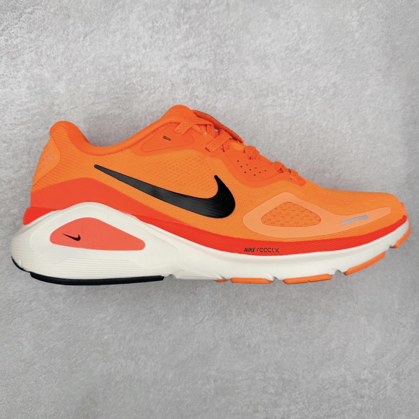 NK Zoom Structure 26 Light Armory 舒适百搭防滑耐磨 低帮 休闲跑步鞋 男女同款 实拍调校N版已经零色差零失真 百分百还原实物色彩所见即所得 不存在货不对板色差等低级问题 选购参考实物拍摄 不混卖不参货 只用心做好货严格选品 承诺混一赔十 尺码:36 36.5 37.5 38 38.5 39 40 40.5 41 42 42.5 43 44 44.5 45-选品中心