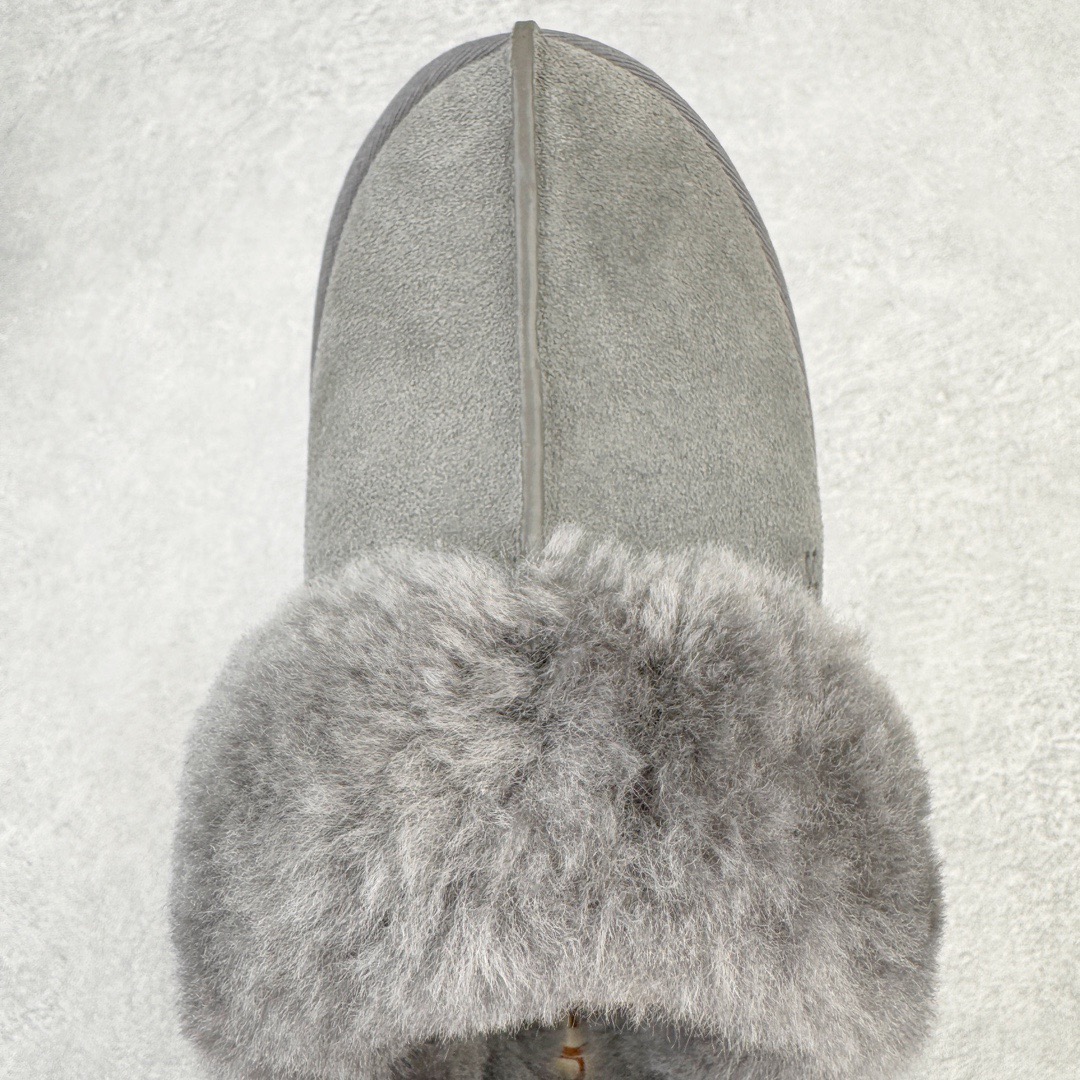 图片[4]-＃GX UGG 2550 经典秋冬羊皮毛一体雪地靴 全鞋采用ZP同厂 隆丰A级澳洲进口羊皮毛一体 品牌代工厂生产线 完全遵循ZP工艺流程 代工厂原厂版师 秉承无原鞋不开发选择 注重每一处细节 市面最正版型 TREADLITE\\\”轻翼\\\”科技外底 轻便/耐用/柔韧/桩型【售后郑重承诺】一个月内若出现重大脱胶/断底等质量问题 直接为您换新！尺码：35 36 37 38 39 40-选品中心