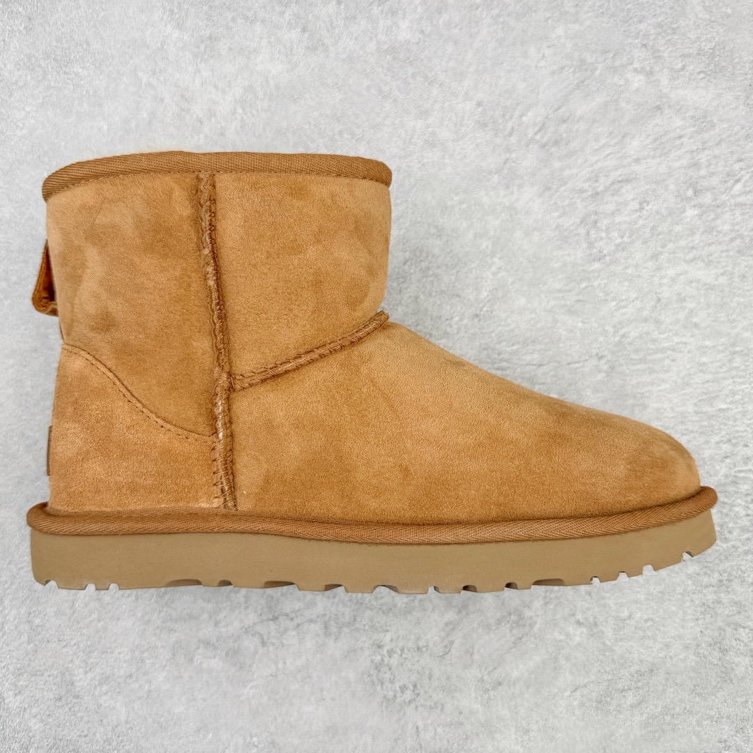 ＃GX UGG 6222 经典短筒秋冬羊皮毛一体雪地靴 全鞋采用ZP同厂 隆丰A级澳洲进口羊皮毛一体 品牌代工厂生产线 完全遵循ZP工艺流程 代工厂原厂版师 秉承无原鞋不开发选择 注重每一处细节 市面最正版型 TREADLITE\\\”轻翼\\\”科技外底 轻便/耐用/柔韧/桩型【售后郑重承诺】一个月内若出现重大脱胶/断底等质量问题 直接为您换新！尺码：35 36 37 38 39 40-选品中心