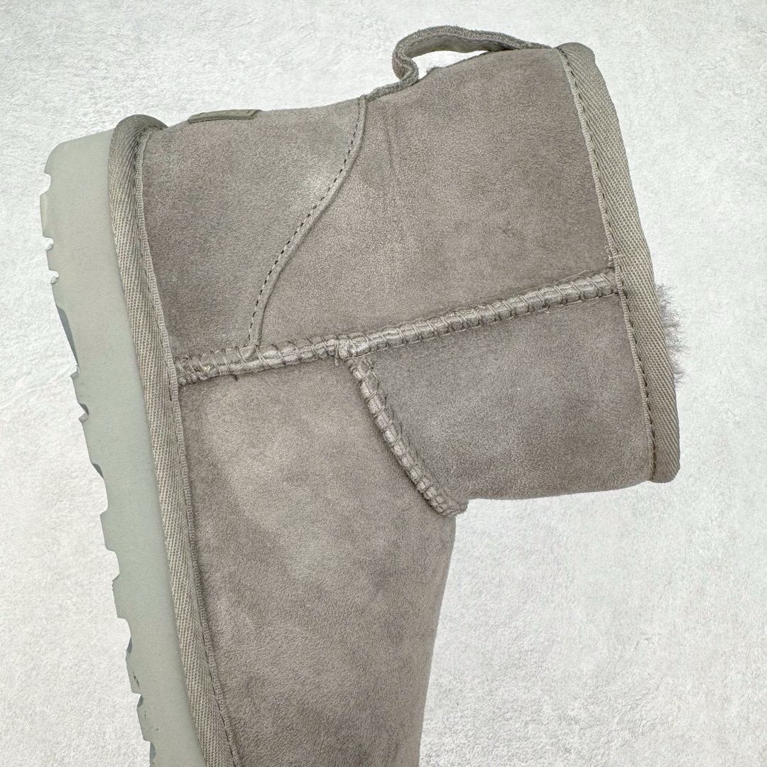 图片[6]-＃GX UGG 6222 经典短筒秋冬羊皮毛一体雪地靴 全鞋采用ZP同厂 隆丰A级澳洲进口羊皮毛一体 品牌代工厂生产线 完全遵循ZP工艺流程 代工厂原厂版师 秉承无原鞋不开发选择 注重每一处细节 市面最正版型 TREADLITE\\\”轻翼\\\”科技外底 轻便/耐用/柔韧/桩型【售后郑重承诺】一个月内若出现重大脱胶/断底等质量问题 直接为您换新！尺码：35 36 37 38 39 40-选品中心