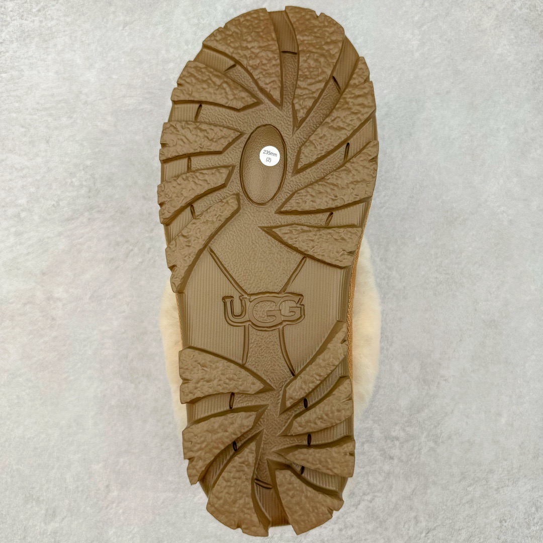 图片[9]-＃GX UGG 5125 星拖秋冬羊皮毛一体雪地靴 全鞋采用ZP同厂 隆丰A级澳洲进口羊皮毛一体 品牌代工厂生产线 完全遵循ZP工艺流程 代工厂原厂版师 秉承无原鞋不开发选择 注重每一处细节 市面最正版型 TREADLITE\\\”轻翼\\\”科技外底 轻便/耐用/柔韧/桩型【售后郑重承诺】一个月内若出现重大脱胶/断底等质量问题 直接为您换新！尺码：35 36 37 38 39 40-选品中心