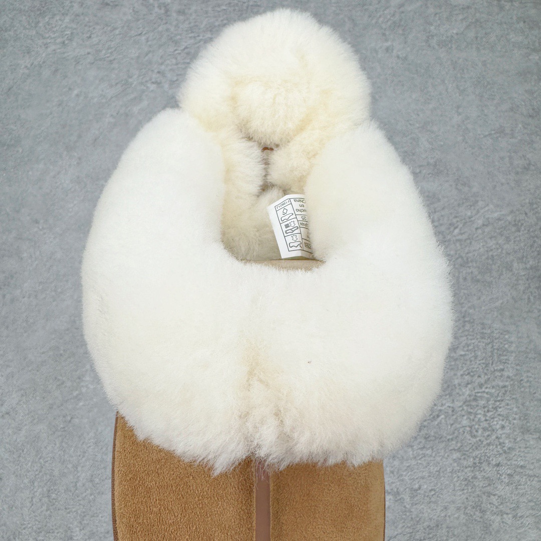 图片[5]-＃GX UGG 2550 星拖厚底秋冬羊皮毛一体雪地靴 全鞋采用ZP同厂 隆丰A级澳洲进口羊皮毛一体 品牌代工厂生产线 完全遵循ZP工艺流程 代工厂原厂版师 秉承无原鞋不开发选择 注重每一处细节 市面最正版型 TREADLITE\\\”轻翼\\\”科技外底 轻便/耐用/柔韧/桩型【售后郑重承诺】一个月内若出现重大脱胶/断底等质量问题 直接为您换新！尺码：35 36 37 38 39 40-选品中心