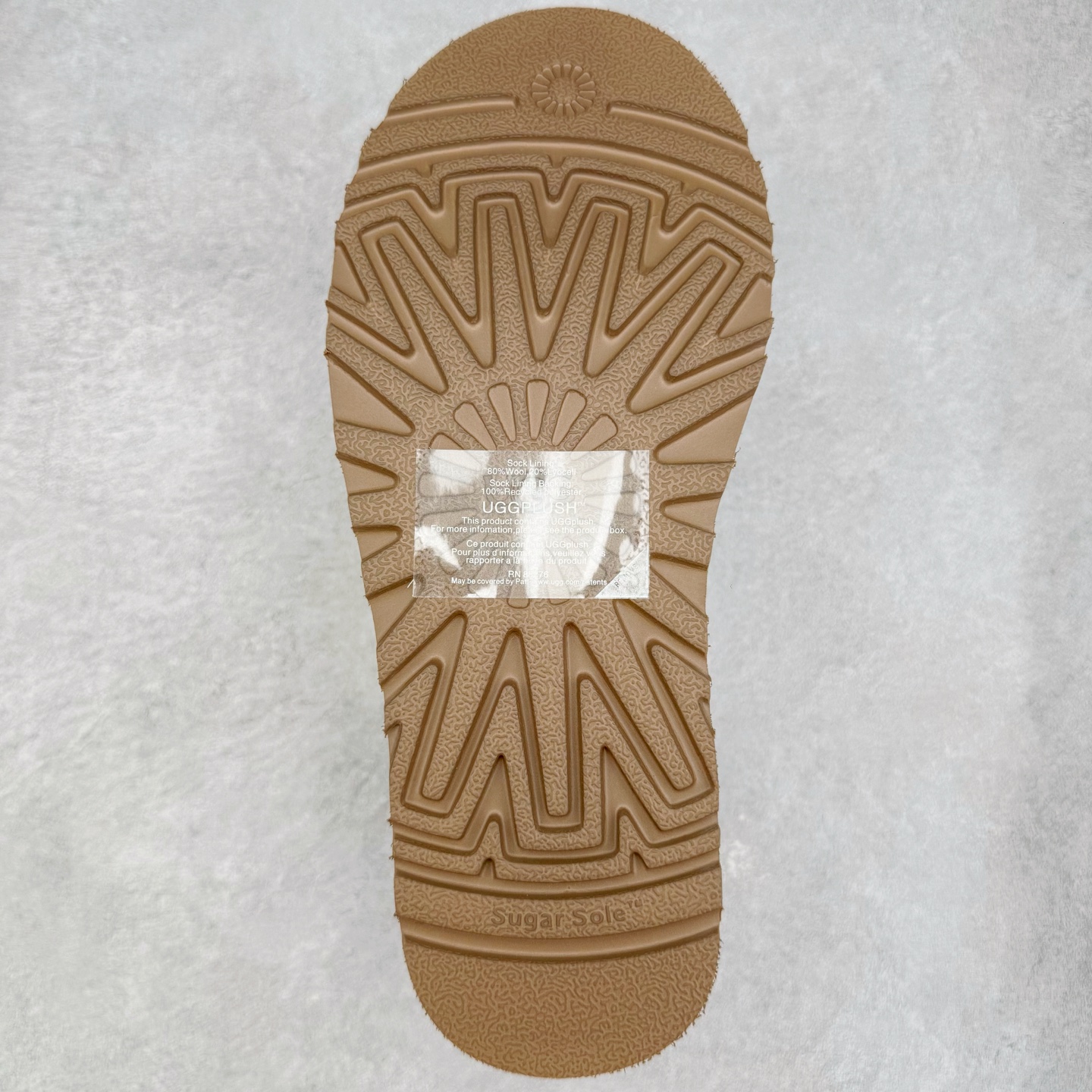 图片[9]-＃GX PALACE x UGG 7290 Tasman 小恶魔联名款柔软舒适低帮生活休闲鞋 男女同款 秋冬羊皮毛一体雪地靴 全鞋采用ZP同厂 隆丰A级澳洲进口羊皮毛一体 品牌代工厂生产线 完全遵循ZP工艺流程 代工厂原厂版师 秉承无原鞋不开发选择 注重每一处细节 市面最正版型 TREADLITE\\\”轻翼\\\”科技外底 轻便/耐用/柔韧/桩型【售后郑重承诺】一个月内若出现重大脱胶/断底等质量问题 直接为您换新！尺码：35 36 37 38 39 40 41 42 43 44 45-选品中心