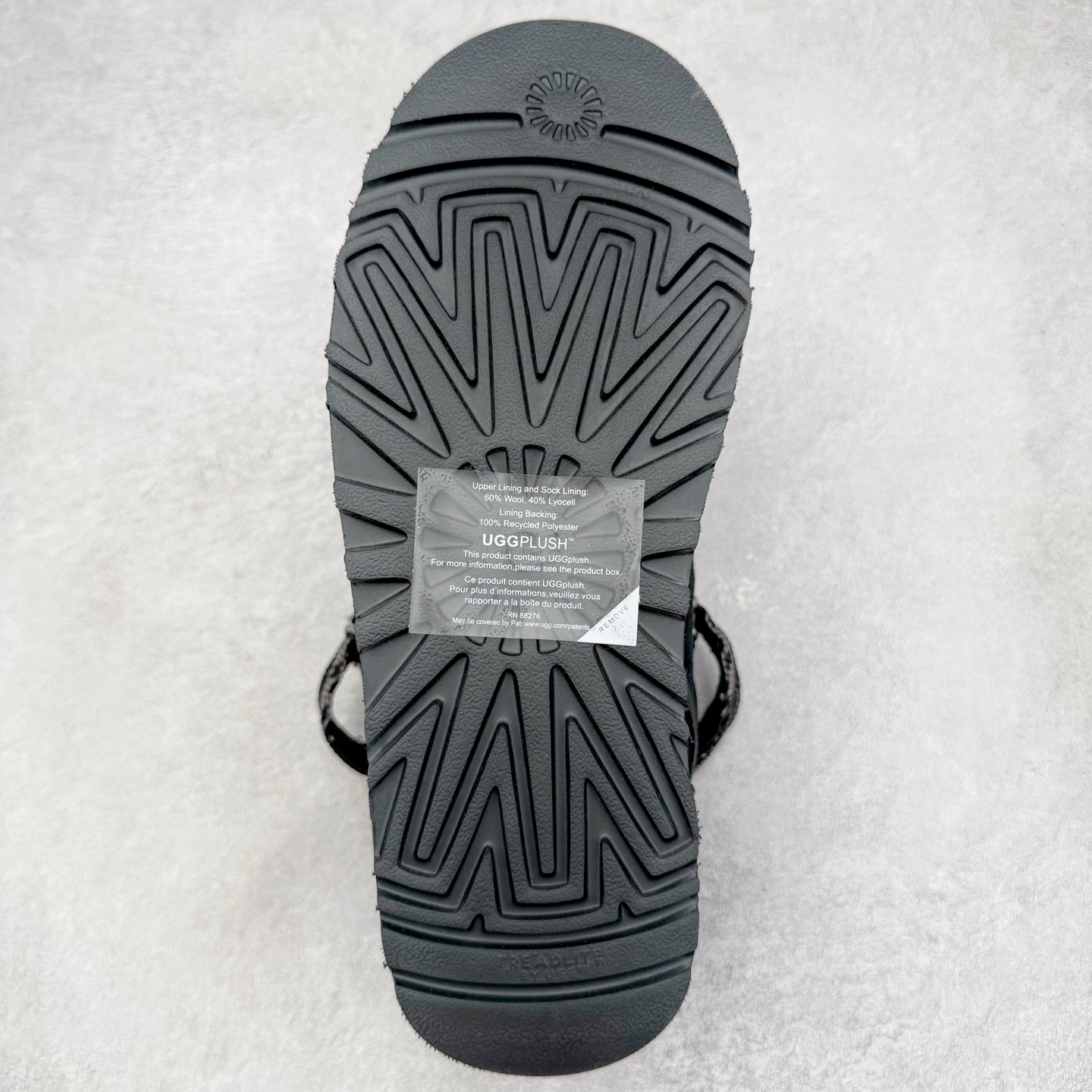 图片[9]-＃GX UGG 4032 梅尔秋冬羊皮毛一体雪地靴 全鞋采用ZP同厂 隆丰A级澳洲进口羊皮毛一体 品牌代工厂生产线 完全遵循ZP工艺流程 代工厂原厂版师 秉承无原鞋不开发选择 注重每一处细节 市面最正版型 TREADLITE\\\”轻翼\\\”科技外底 轻便/耐用/柔韧/桩型【售后郑重承诺】一个月内若出现重大脱胶/断底等质量问题 直接为您换新！尺码：35 36 37 38 39 40 41 42 43-选品中心