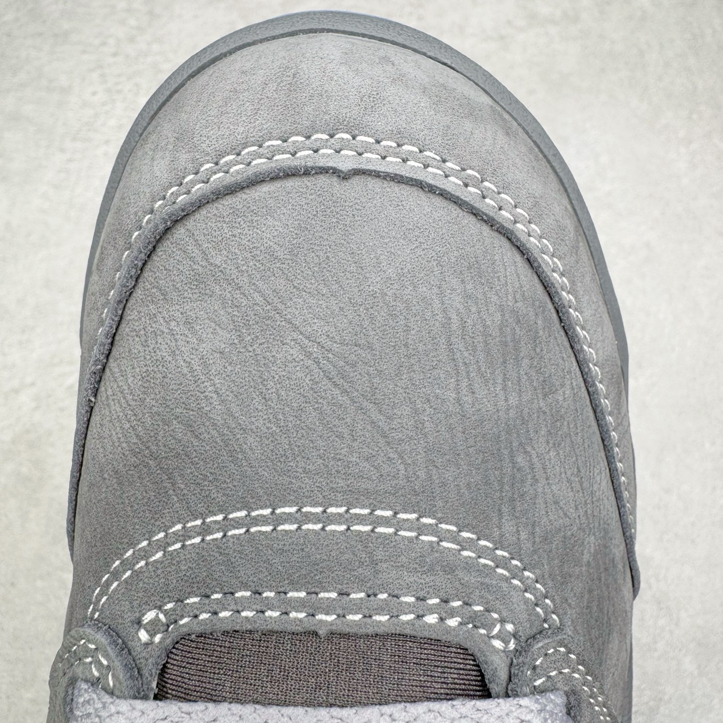 图片[13]-＃PK纯原 Air Jordan AJ5 OG 狼灰 DD0587-002 SZ原厂全套原楦原纸板磨具开发 原厂皮料加持 原厂港宝加持定型后跟R度完美 同源原厂电绣 飞人针数密度立体效果一致 原厂拉帮手法 原厂配置纸衬高频鞋盒 原厂指令配双鞋带 原厂TPU网格鞋带扣 超高鞋面清洁度 最高QC检验标准 控制溢胶瑕疵 到手可放心比对发售原鞋 上脚百分百充正驾驭 尺码：40 40.5 41 42 42.5 43 44 44.5 45 46 47.5-选品中心