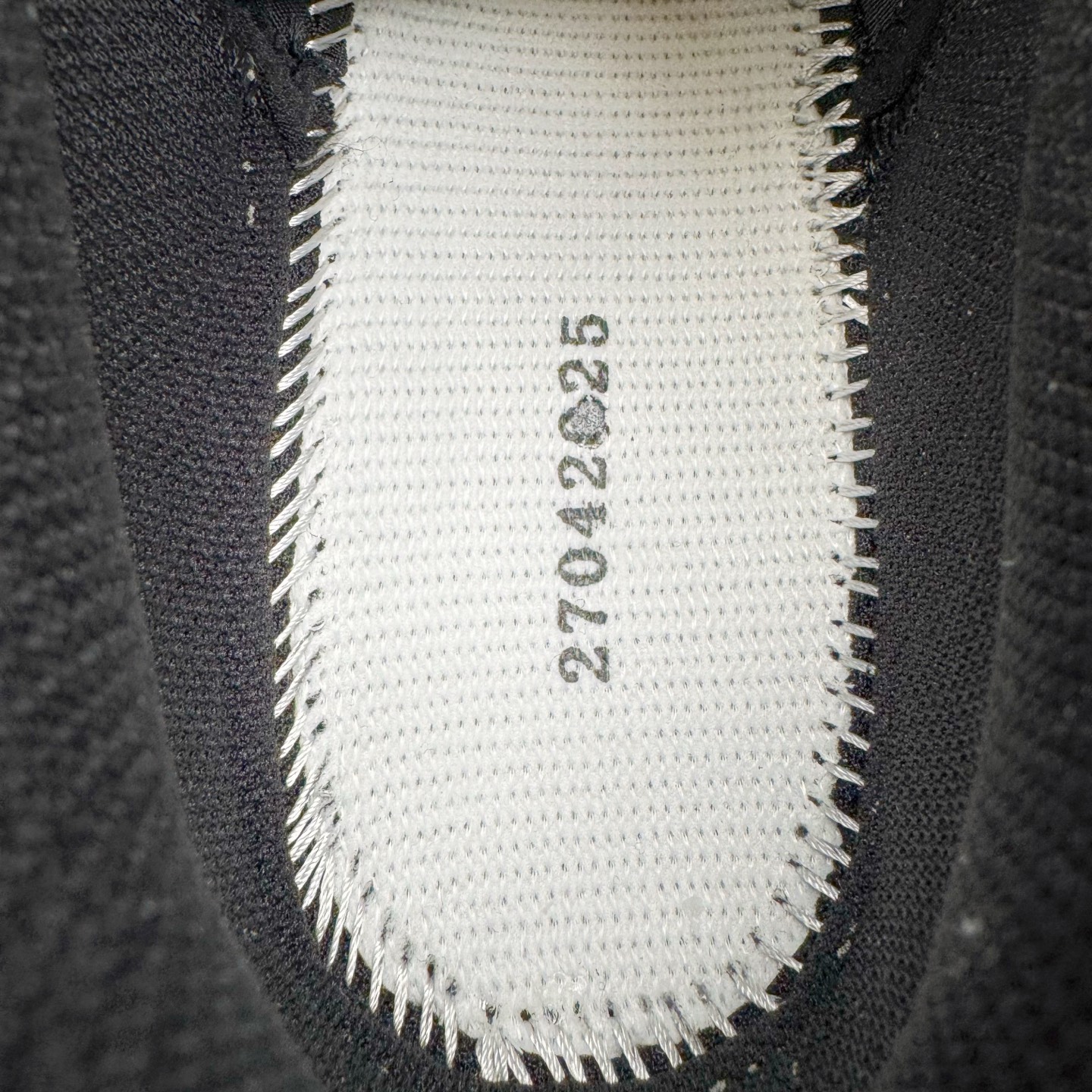 图片[10]-＃HP纯原 Salomon XT-QUEST ADV 萨洛蒙潮流越野机能户外功能鞋 纯原外贸平台特供订单 耗时半年巨作 全套原纸板楦头开发 原厂特供网布配套加持 确保原汁原味 完美呈现版型 原档数据独家私模五层组合大底 男女鞋同步官方开发至46.5 原装Ortholite轻量化鞋垫 中底布带钢印编号 原厂TPU锁扣 进口港宝加持 后跟自然饱满 还原公司包裹性 基于 SALOMON 初代 XT 鞋身造型并搭载 4D ADVANCED CHASSIS™ 大底打造而成 为这款 XT-QUEST 带来了多项足部控制与保护等功能性 如在运动过程中控制左右晃动的过程而提高稳定性、改善长途越野过程中足中到足尖的过渡、提高感知岩石的精确度以抵抗尖锐物体对脚底的伤害以及采用动态缓冲来增强穿着舒适感 从而减轻疲劳感 使 XT-QUEST 成为一双舒适且安全的户外之履 尺码：36 36.5 37.5 38 38.5 39 40 40.5 41 42 42.5 43 44 44.5 45 46.5-选品中心