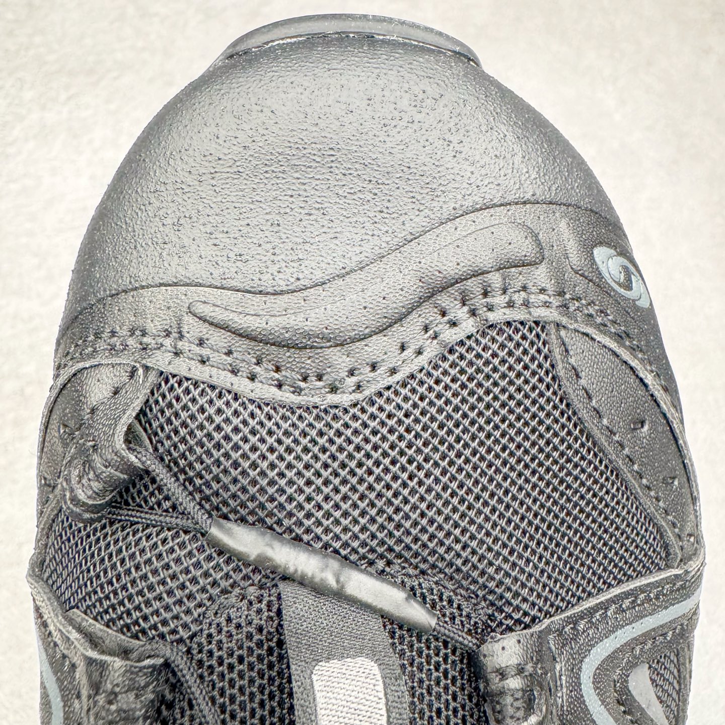 图片[15]-＃HP纯原 Salomon XT-QUEST ADV 萨洛蒙潮流越野机能户外功能鞋 纯原外贸平台特供订单 耗时半年巨作 全套原纸板楦头开发 原厂特供网布配套加持 确保原汁原味 完美呈现版型 原档数据独家私模五层组合大底 男女鞋同步官方开发至46.5 原装Ortholite轻量化鞋垫 中底布带钢印编号 原厂TPU锁扣 进口港宝加持 后跟自然饱满 还原公司包裹性 基于 SALOMON 初代 XT 鞋身造型并搭载 4D ADVANCED CHASSIS™ 大底打造而成 为这款 XT-QUEST 带来了多项足部控制与保护等功能性 如在运动过程中控制左右晃动的过程而提高稳定性、改善长途越野过程中足中到足尖的过渡、提高感知岩石的精确度以抵抗尖锐物体对脚底的伤害以及采用动态缓冲来增强穿着舒适感 从而减轻疲劳感 使 XT-QUEST 成为一双舒适且安全的户外之履 尺码：36 36.5 37.5 38 38.5 39 40 40.5 41 42 42.5 43 44 44.5 45 46.5-选品中心